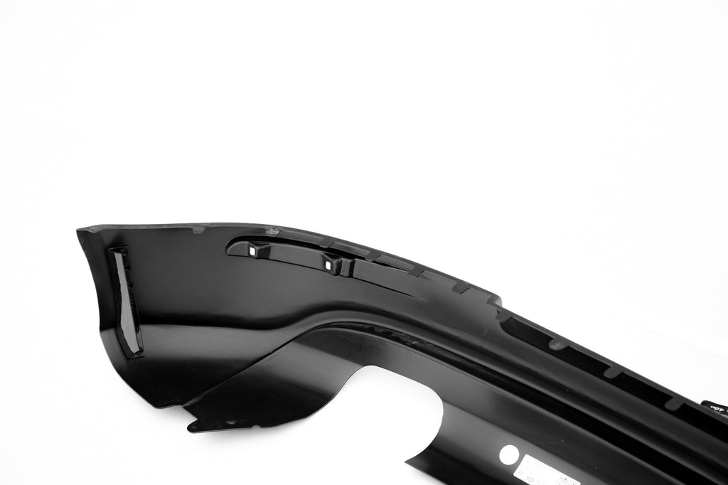 Maxton Design Difusor trasero para Volkswagen Golf Mk5 R32 (with 2 Exhaust holes) - imagen 4
