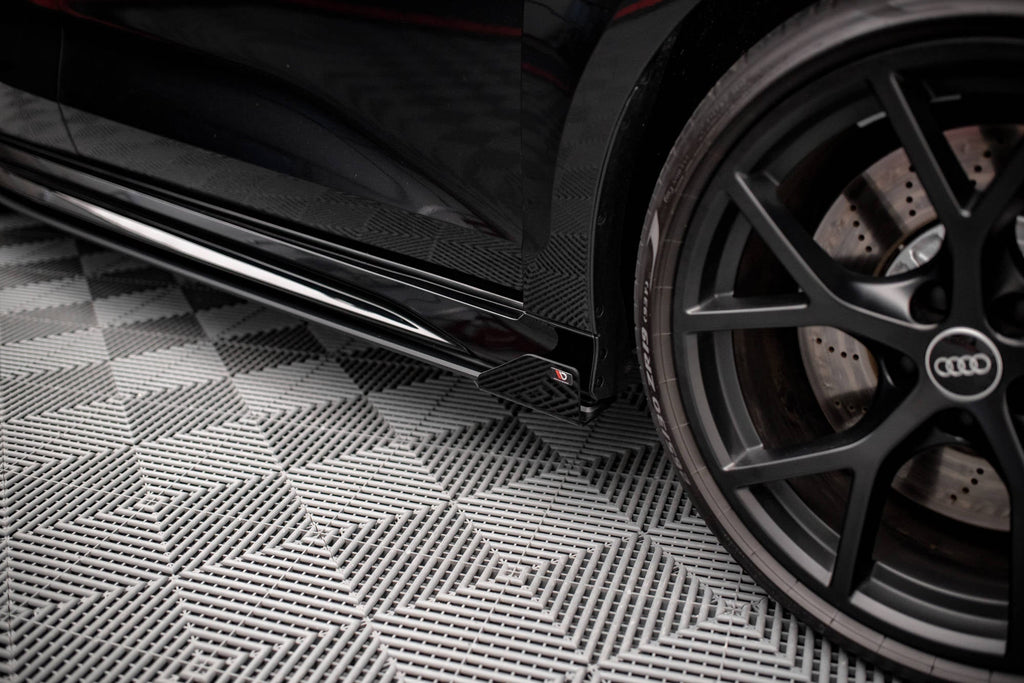 Maxton Design Side Flaps para Audi RS3 Sportback 8Y - imagen 2