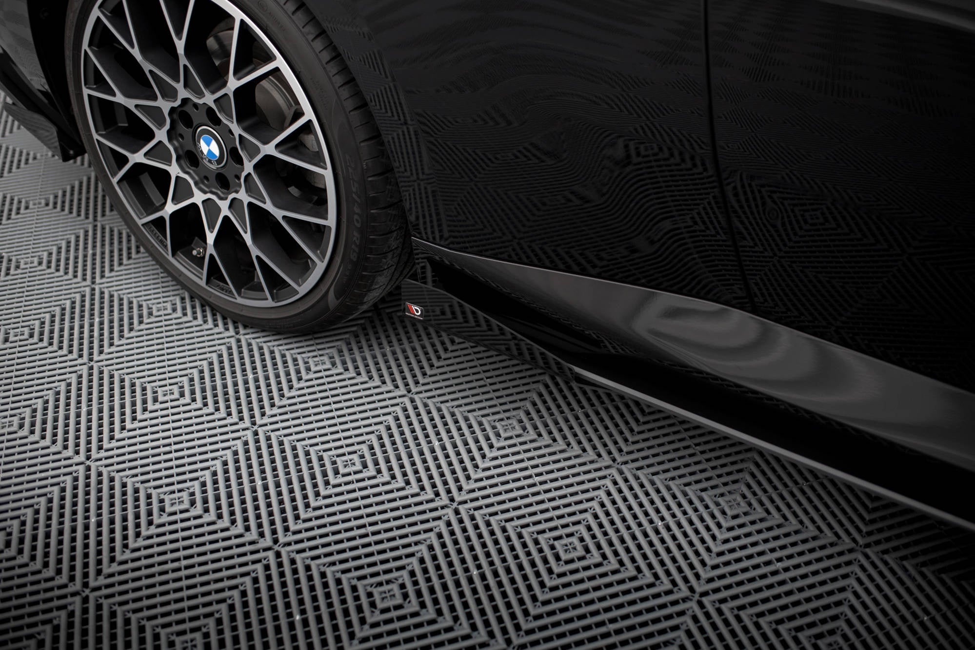Maxton Design Side Flaps para BMW 2 Coupe G42 - imagen 1