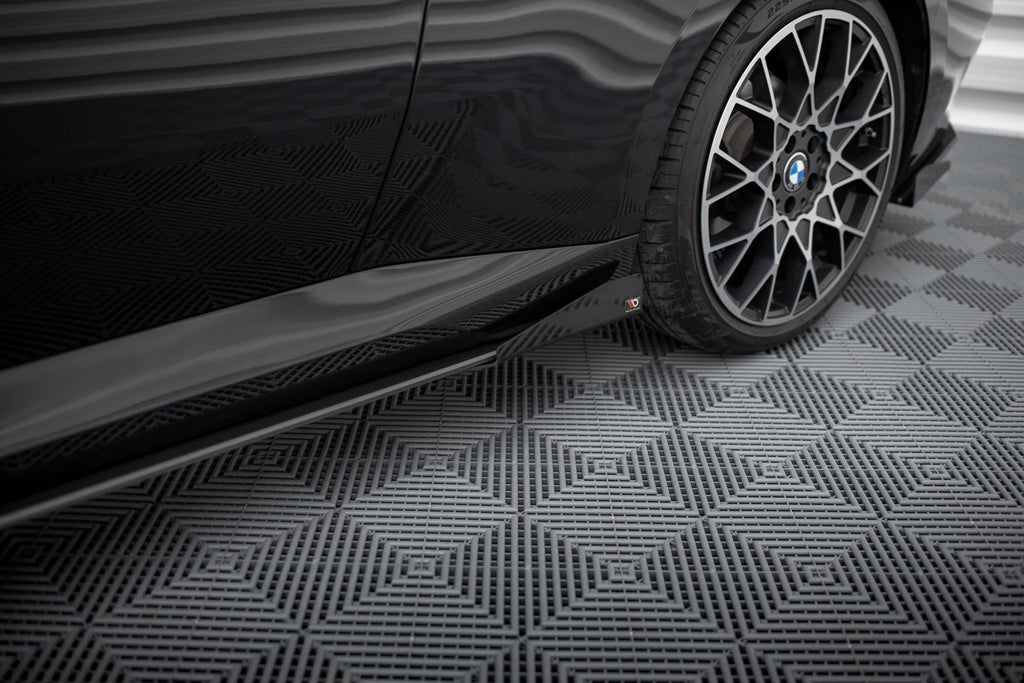 Maxton Design Side Flaps para BMW 2 Coupe G42 - imagen 3