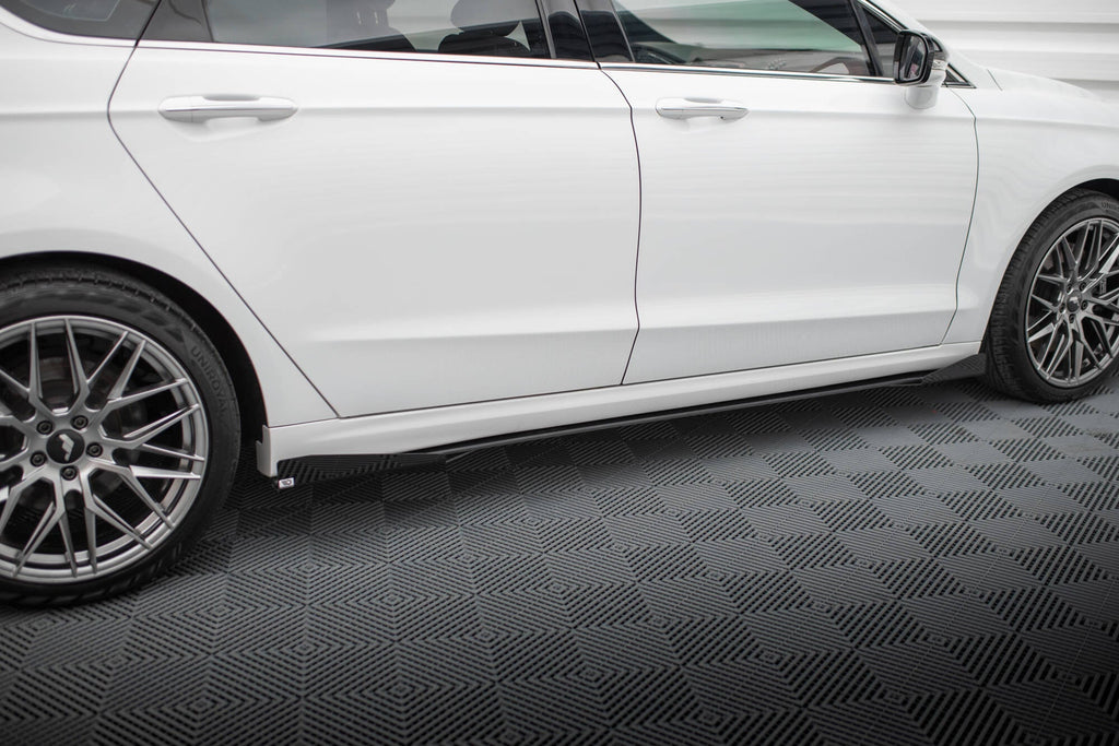 Maxton Design Side Flaps para Ford Mondeo Sport Mk5 Facelift / Fusion Sport Mk2 Facelift - imagen 3