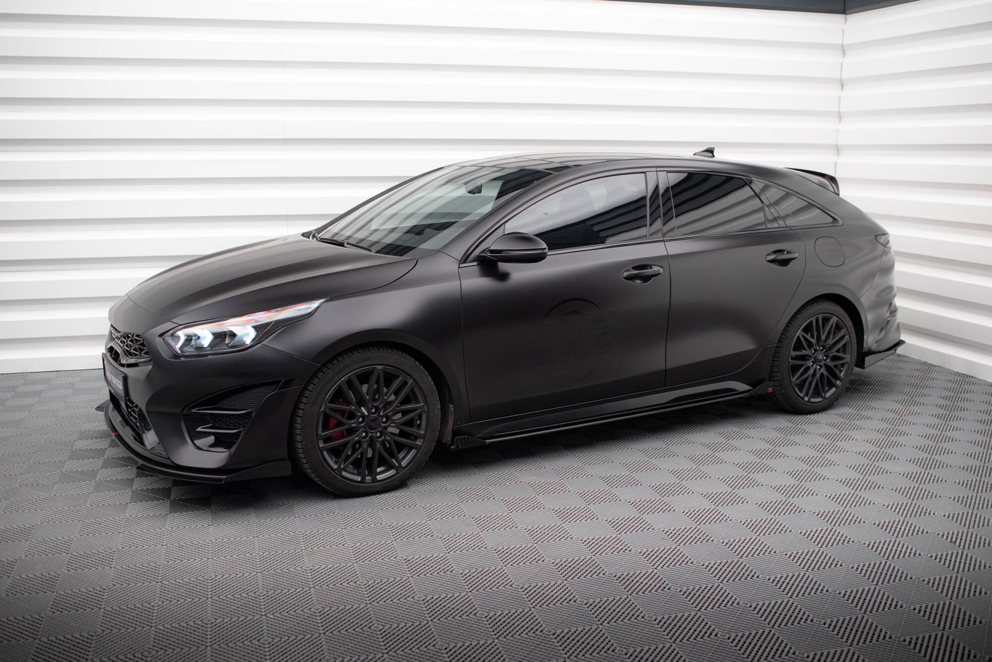 Maxton Design Side Flaps para Kia Proceed GT / GT-Line Mk1 Facelift / Ceed GT Mk3 Facelift - imagen 2