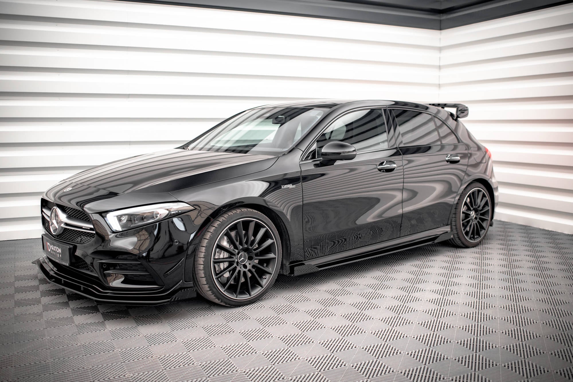 Maxton Design Side Flaps para Mercedes A35 AMG / AMG-Line Aero Pack W177 - imagen 2