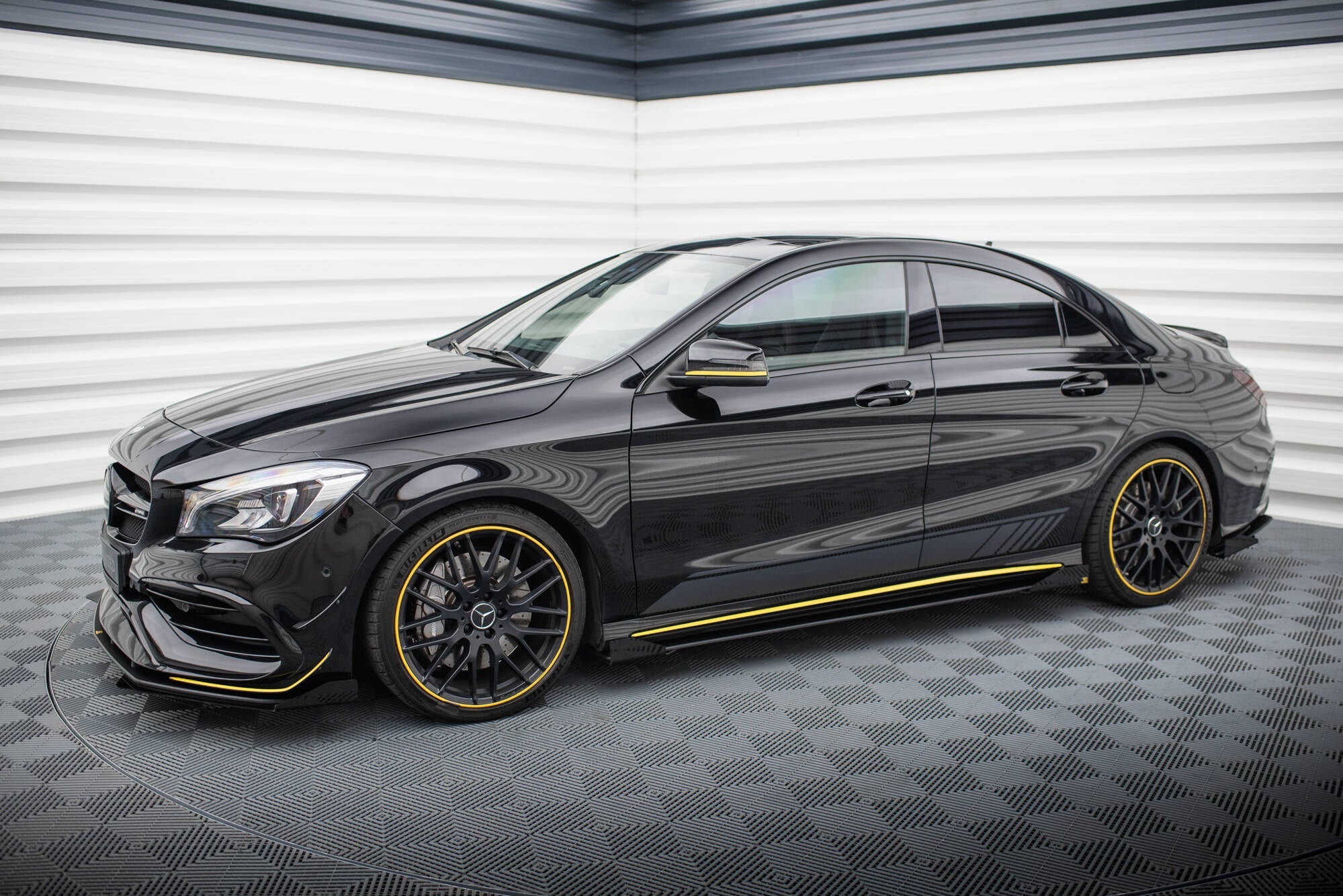 Maxton Design Side Flaps para Mercedes-AMG CLA 45 C117 Facelift - imagen 2