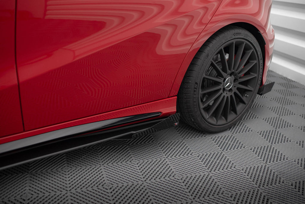 Maxton Design Side Flaps para Mercedes-Benz A 45 AMG W176 Facelift - imagen 1