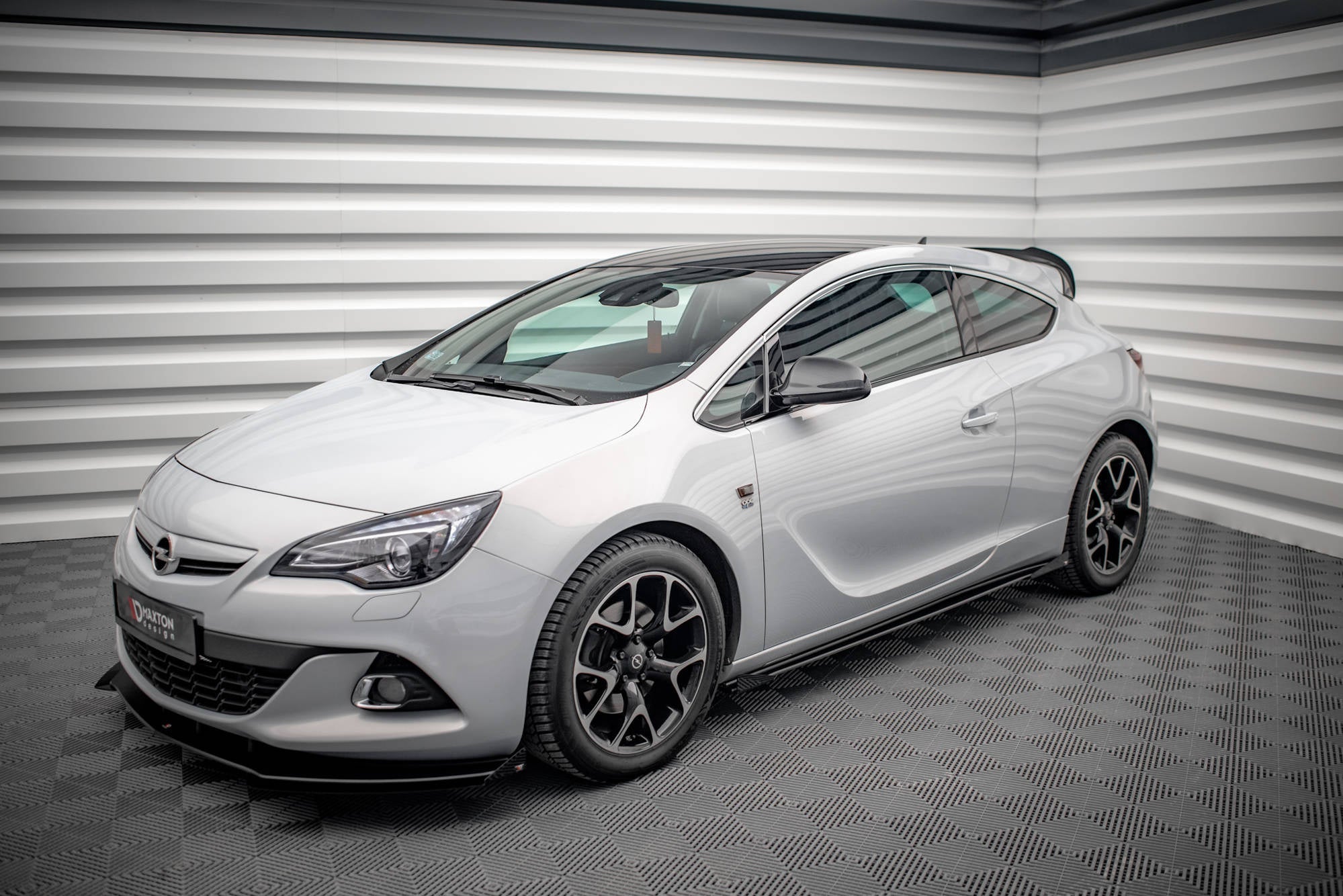 Maxton Design Side Flaps para Opel Astra GTC OPC-Line J - imagen 2