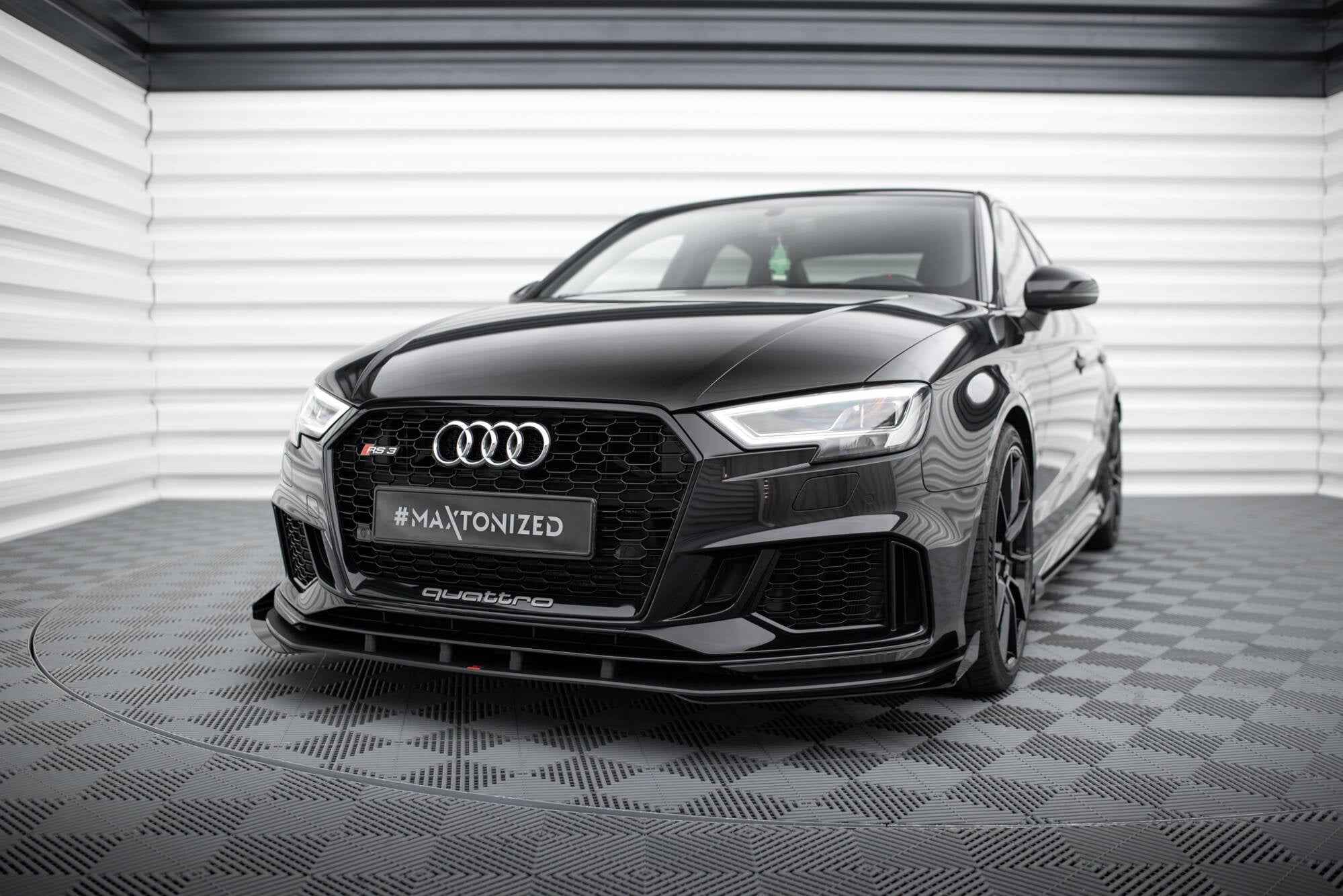 Maxton Design Front Flaps para Audi RS3 Sedan 8V Facelift - imagen 2