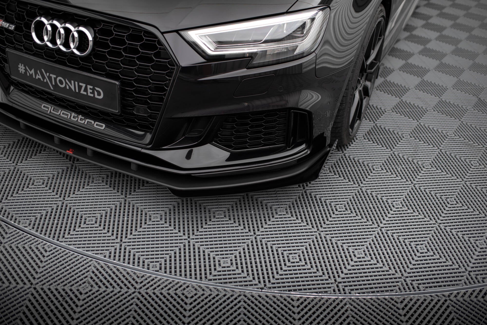 Maxton Design Front Flaps para Audi RS3 Sedan 8V Facelift - imagen 1