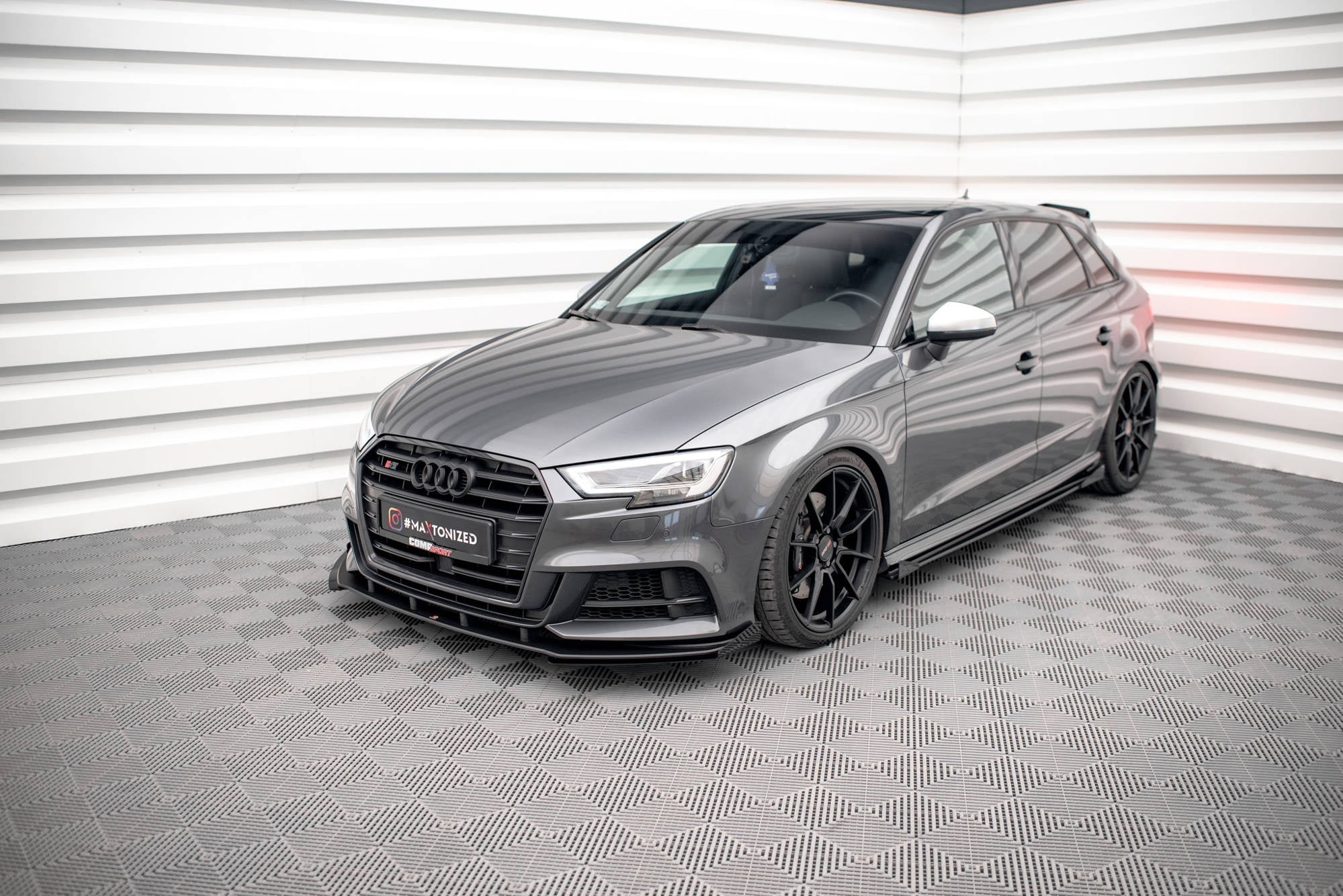 Maxton Design Front Flaps para Audi S3 / A3 S-Line Sportback 8V Facelift - imagen 2