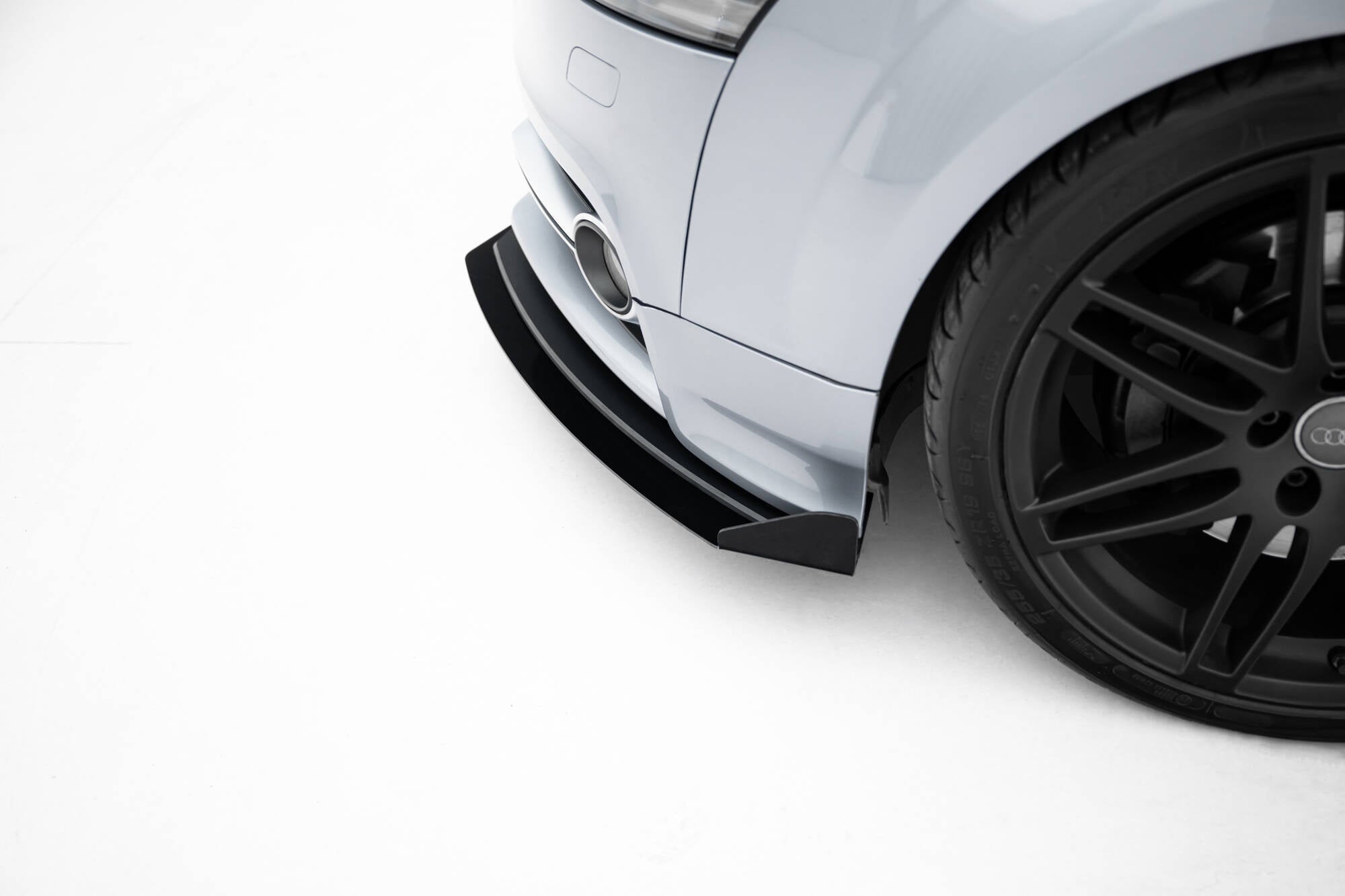 Maxton Design Front Flaps para Audi TT S / TT S-Line 8J Facelift - imagen 4
