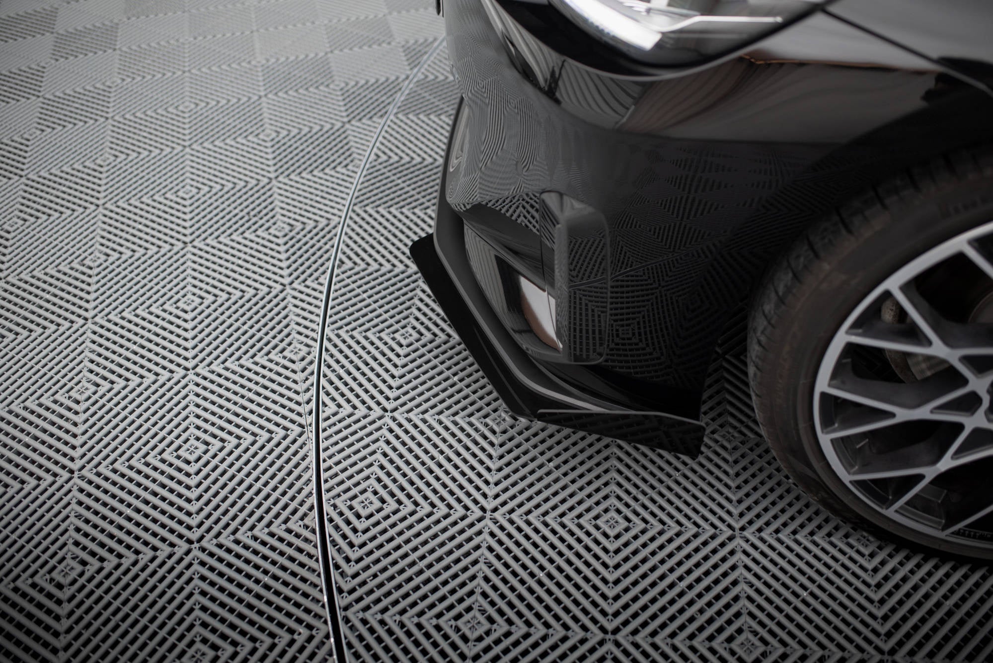 Maxton Design Front Flaps para BMW 2 Coupe G42 - imagen 3