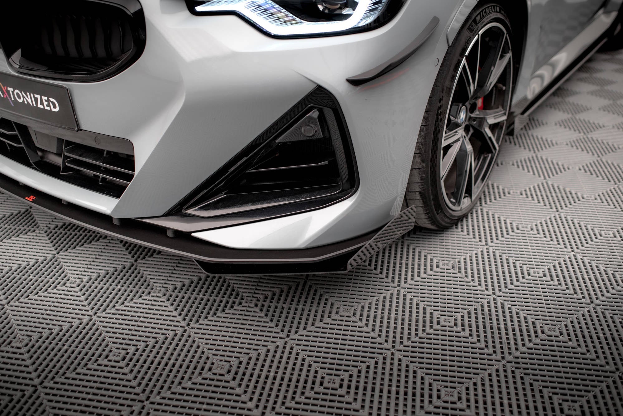 Maxton Design Front Flaps para BMW 2 Coupe M-Pack / M240i G42 - imagen 1