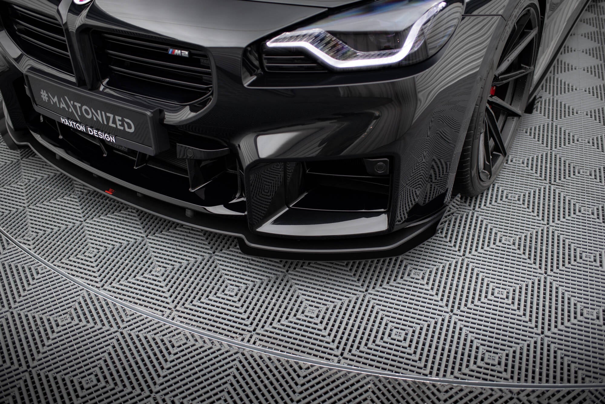 Maxton Design Front Flaps para BMW M2 G87 - imagen 1