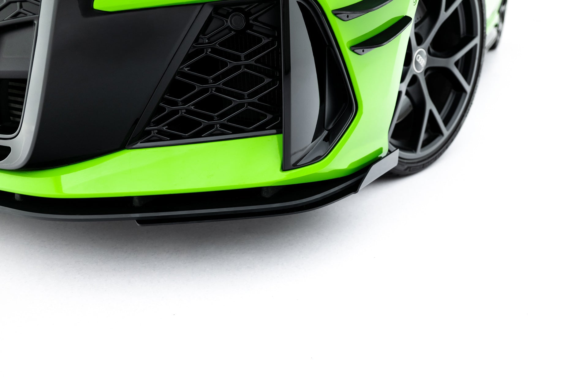 Maxton Design Front Flaps para Audi RS3 Sportback 8Y Facelift - imagen 1