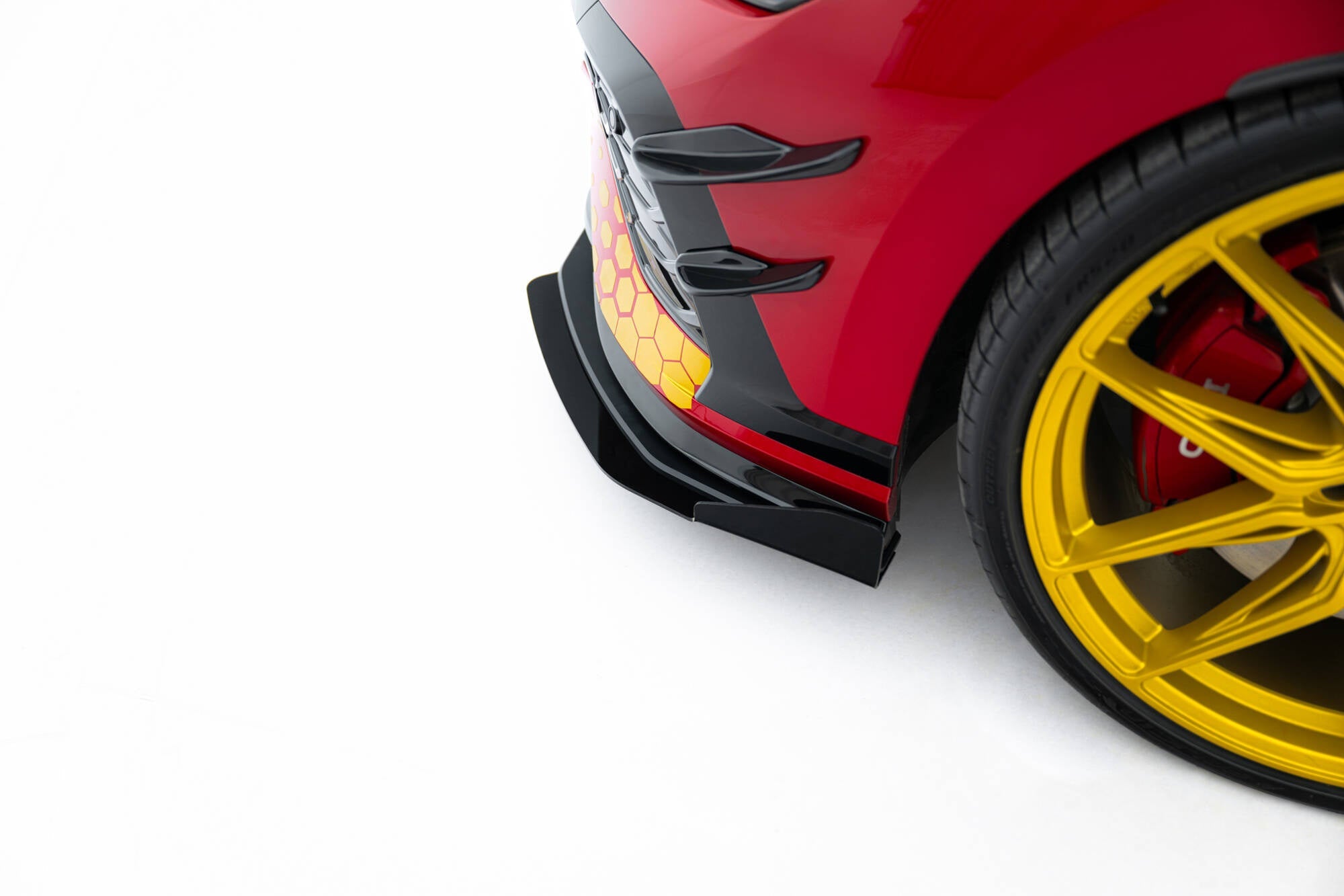 Maxton Design Front Flaps para Volkswagen Golf GTI Clubsport Mk8 Facelift - imagen 4