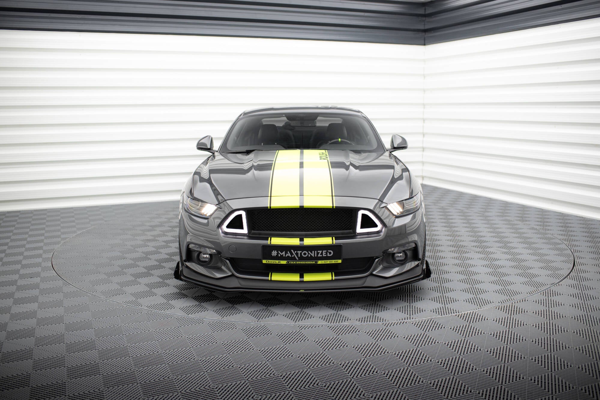 Maxton Design Front Flaps para Ford Mustang GT Mk6 - imagen 2