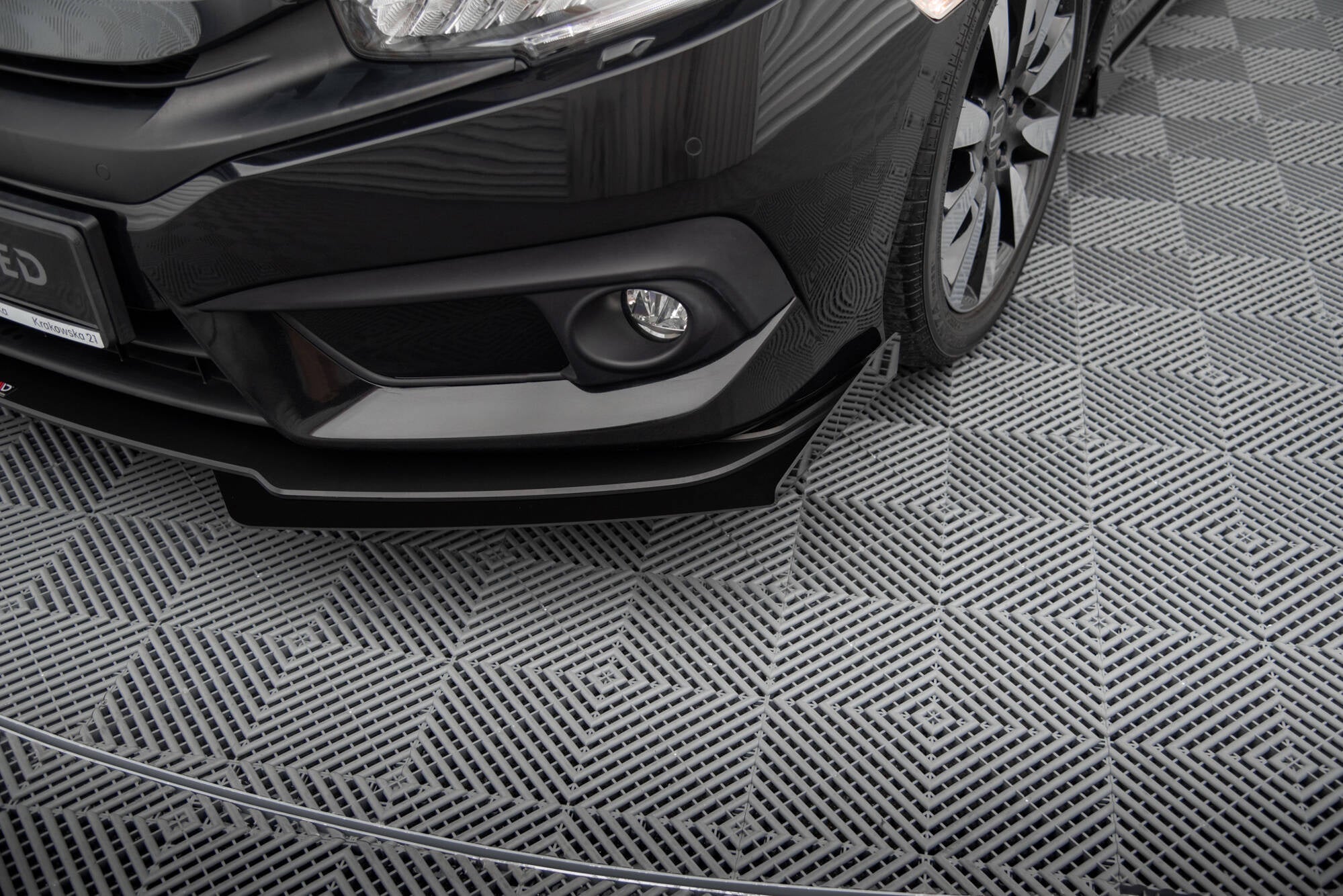 Maxton Design Front Flaps para Honda Civic Sedan Mk10 - imagen 1