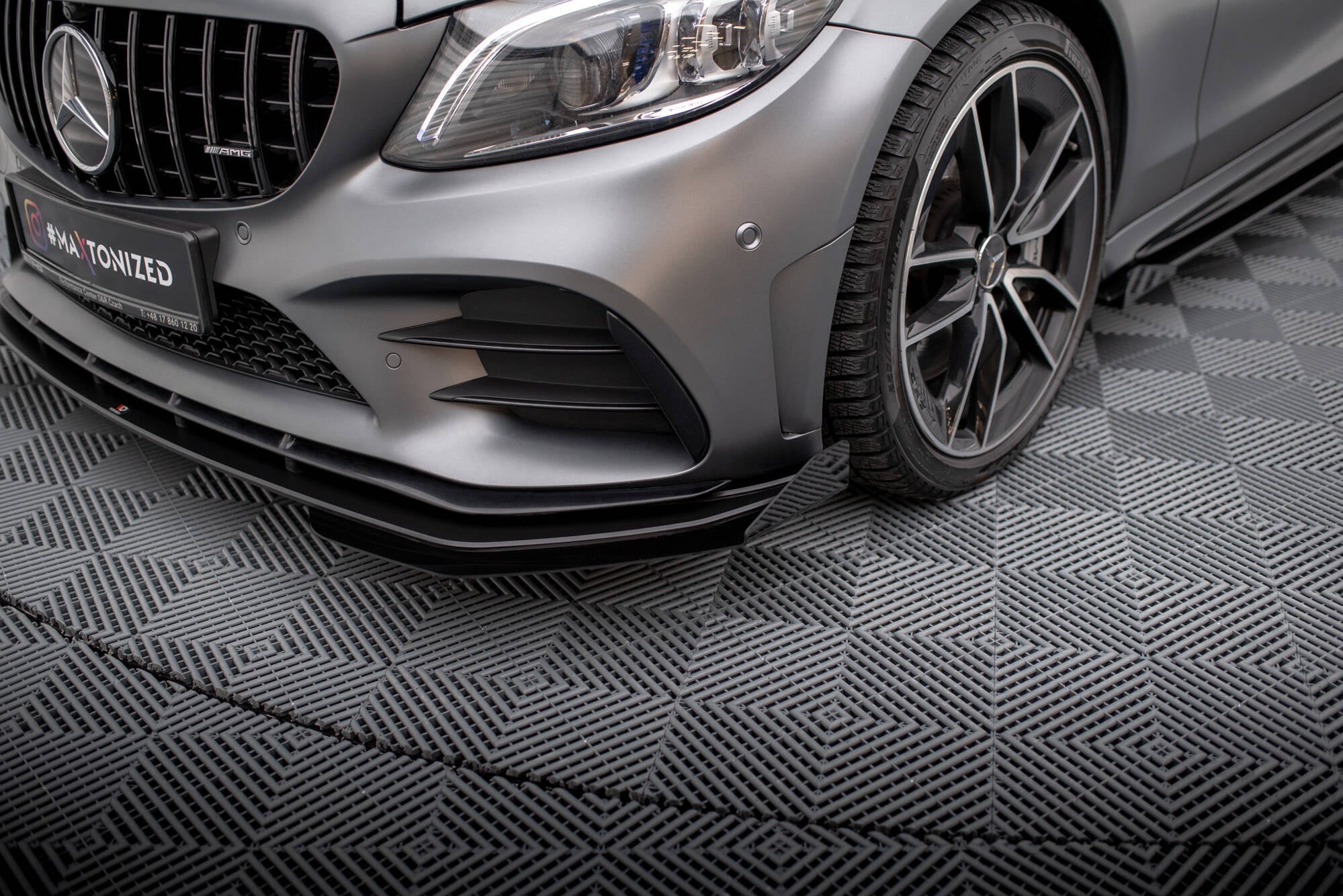 Maxton Design Front Flaps para Mercedes-AMG C43 Coupe / Cabrio C205 Facelift / A205 Facelift - imagen 1