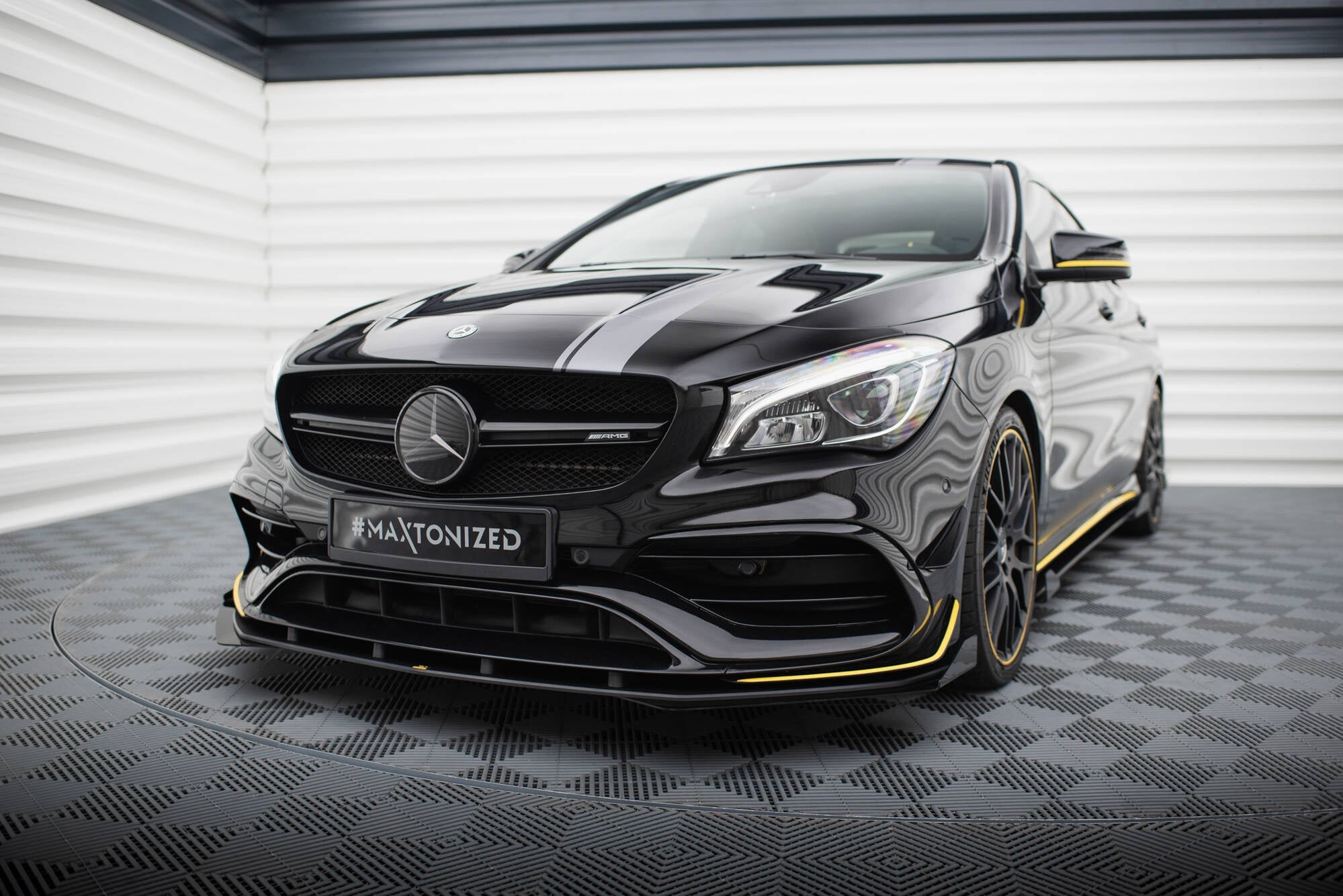 Maxton Design Front Flaps para Mercedes-AMG CLA 45 Aero C117 Facelift - imagen 2