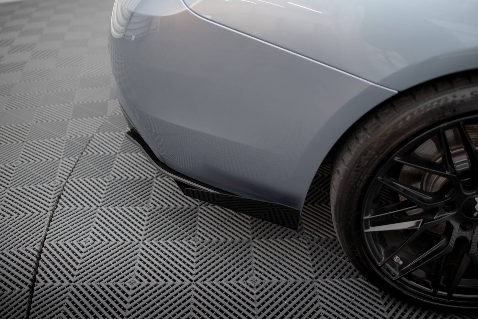 Maxton Design Rear Side Flaps para BMW 435i Coupe M-Pack F32 - imagen 1