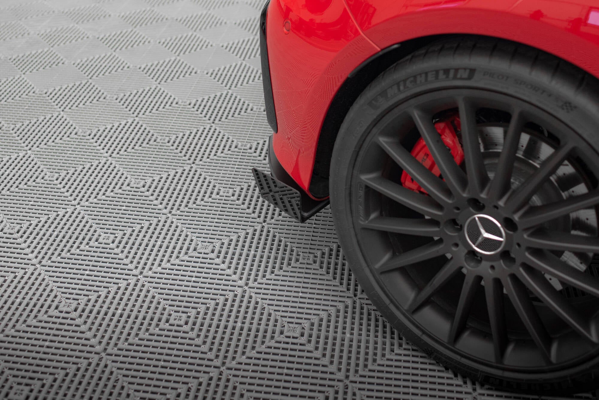 Maxton Design Rear Side Flaps para Mercedes-Benz A 45 AMG W176 Facelift - imagen 1