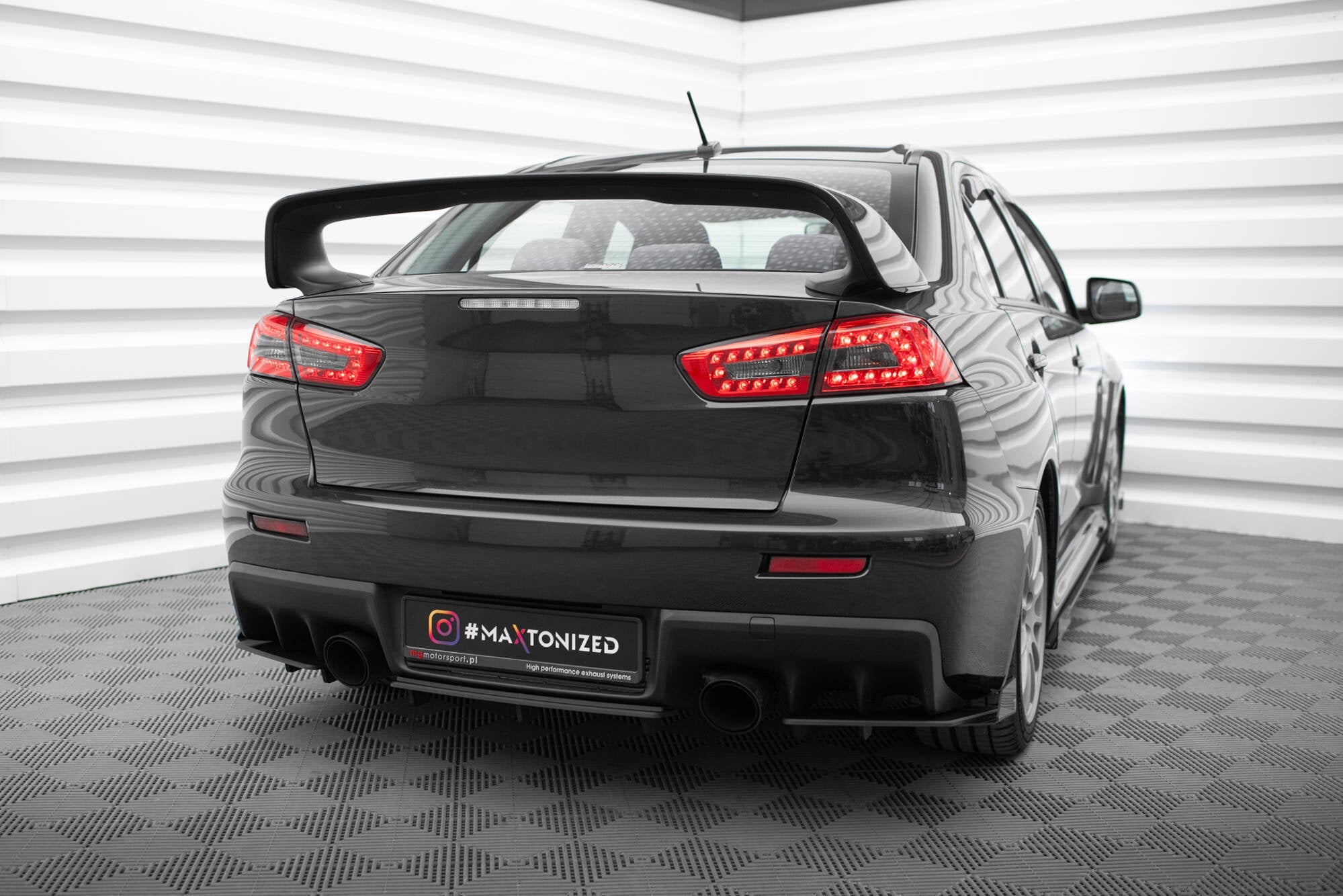 Maxton Design Rear Side Flaps para Mitsubishi Lancer EVO X - imagen 3