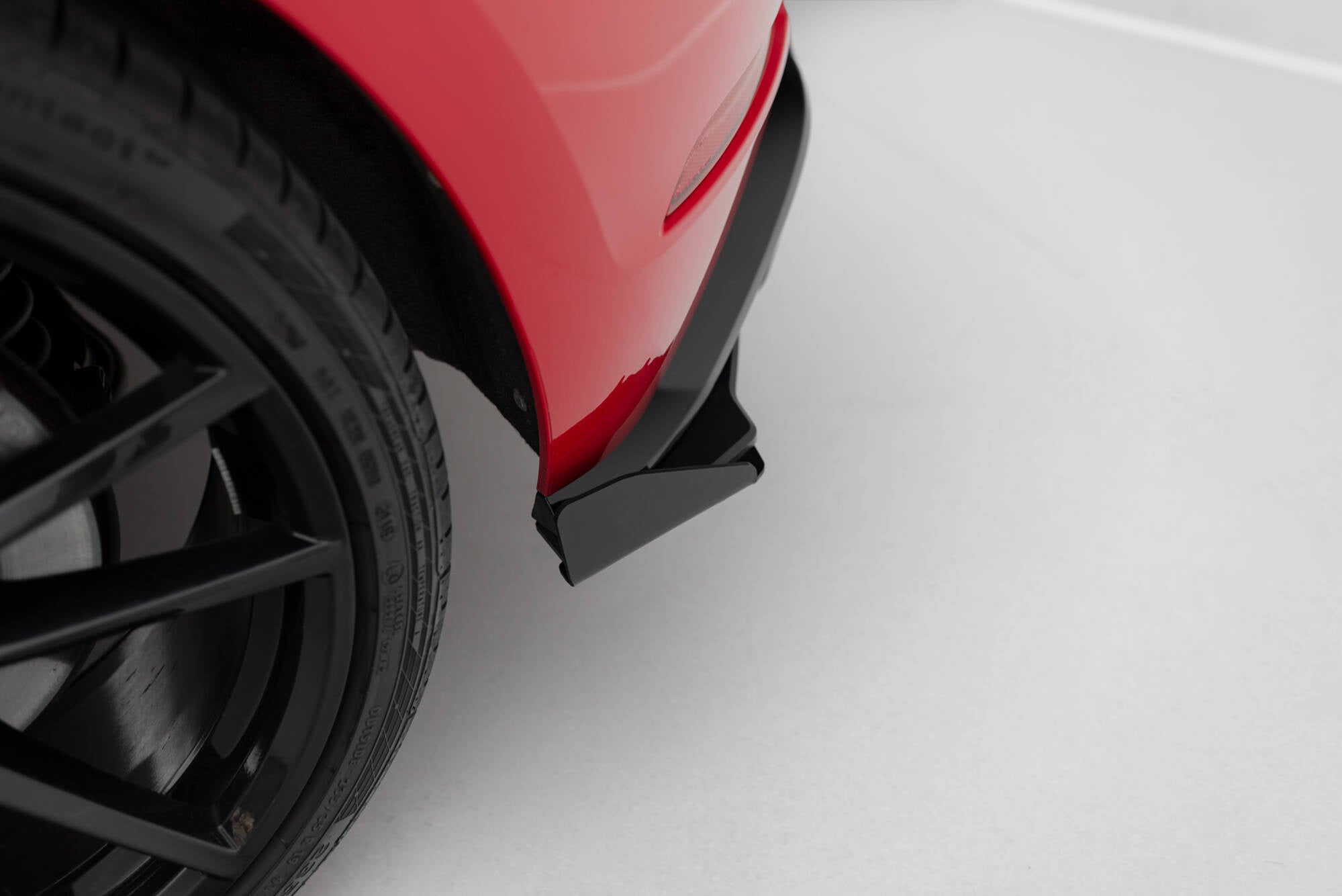 Maxton Design Rear Side Flaps para Volkswagen Golf R Mk7 Facelift - imagen 1