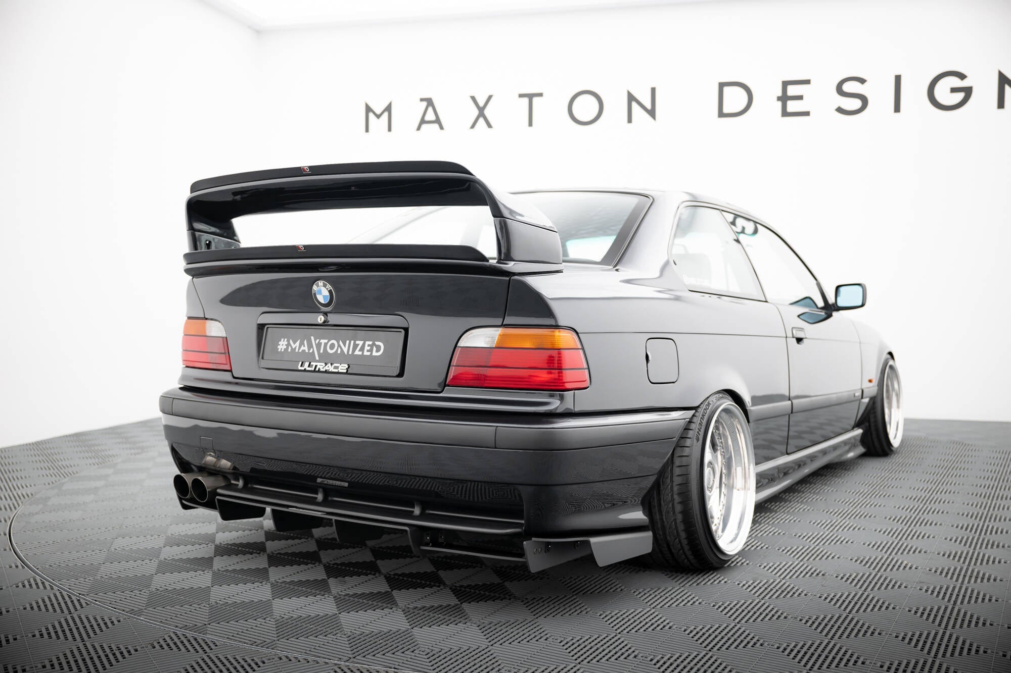 Maxton Design Upper Spoiler Cap para BMW M3 / 3 M-Pack E36 Coupe GT Class - imagen 2
