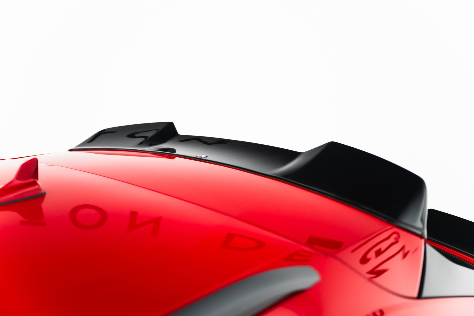 Maxton Design Upper Spoiler Cap 3D para Audi RSQ8 Mk1 Facelift - imagen 4