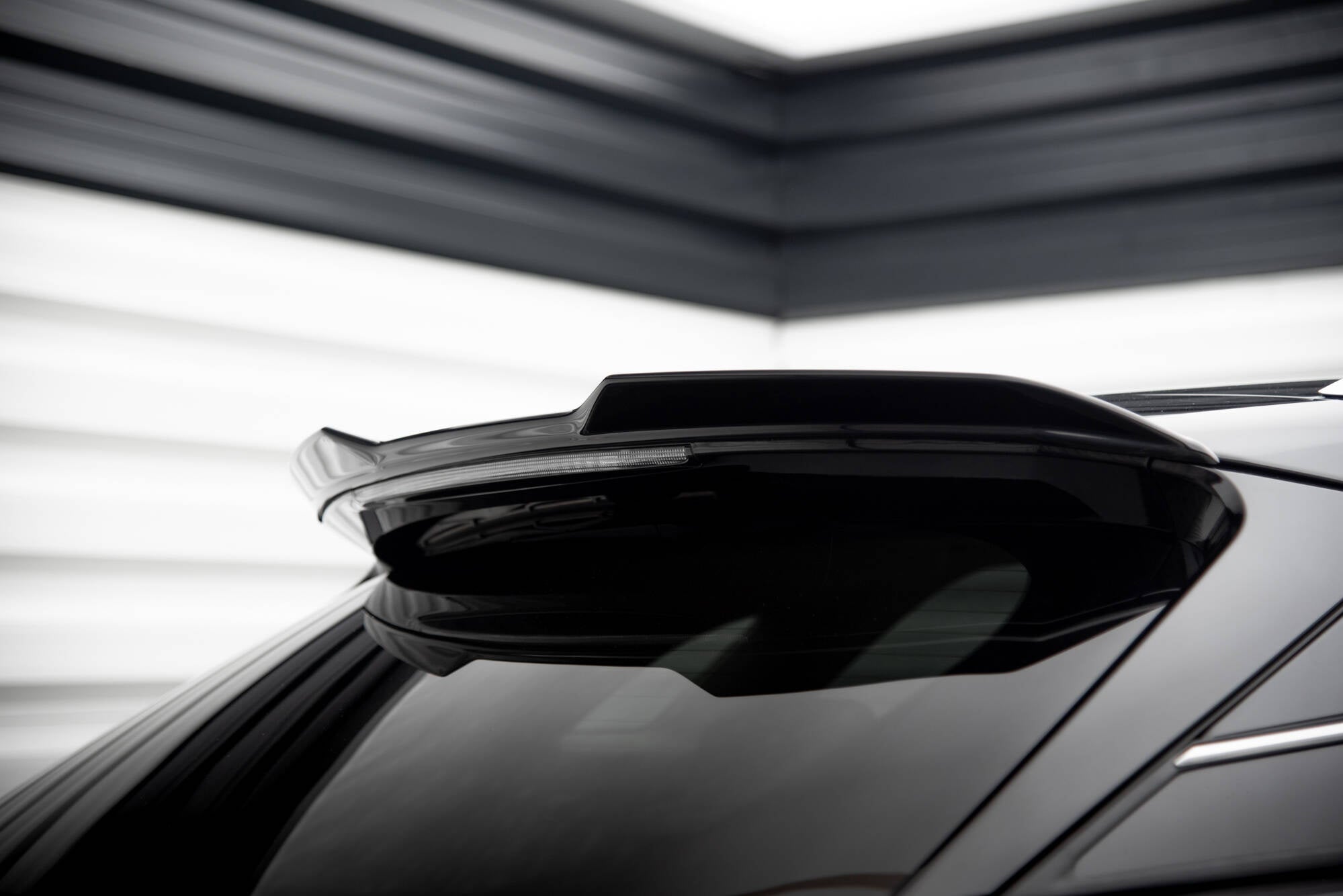 Maxton Design Upper Spoiler Cap 3D para Lexus RX Mk4 Facelift - imagen 1