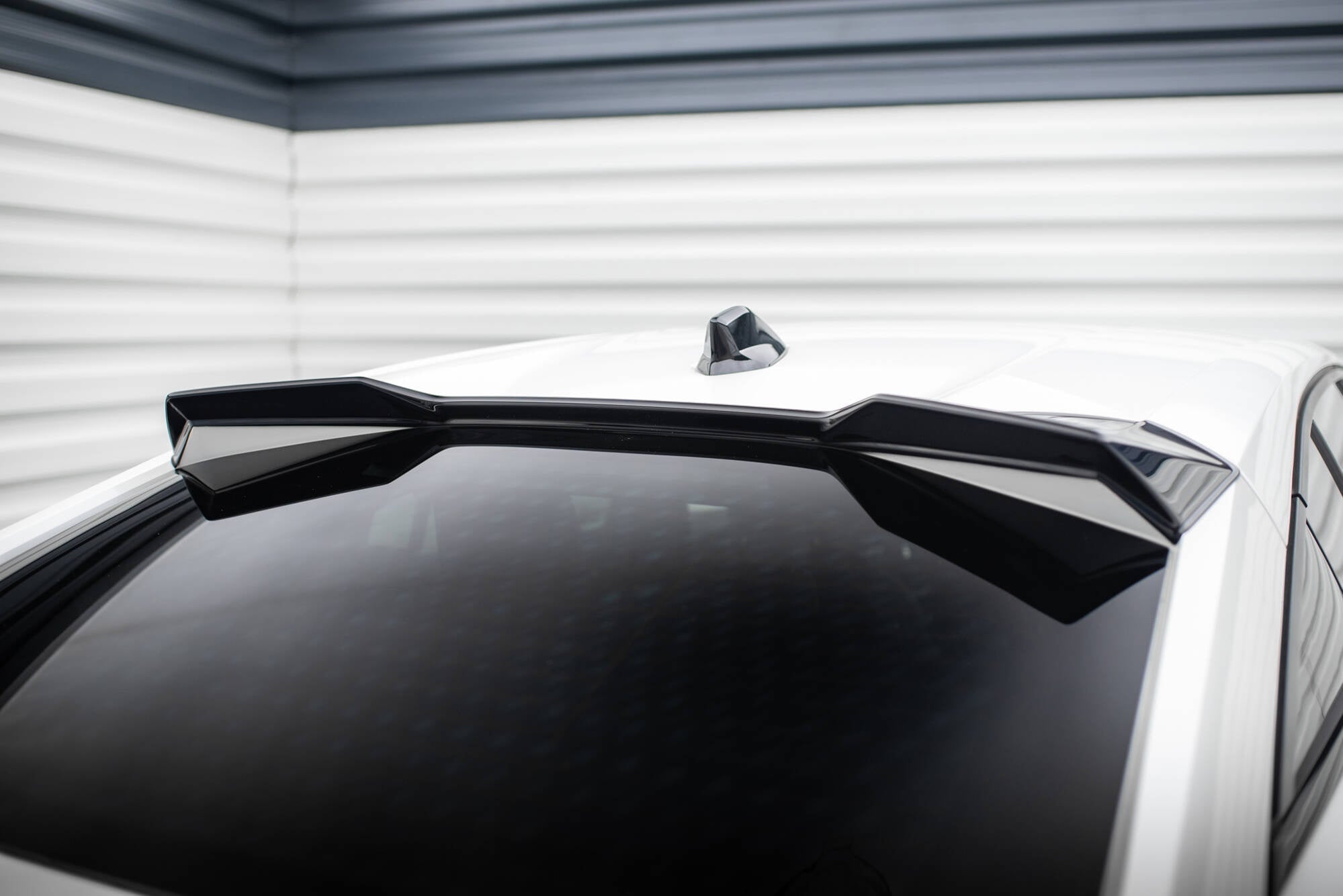 Maxton Design Upper Spoiler Cap 3D para Peugeot 408 Mk1 - imagen 1