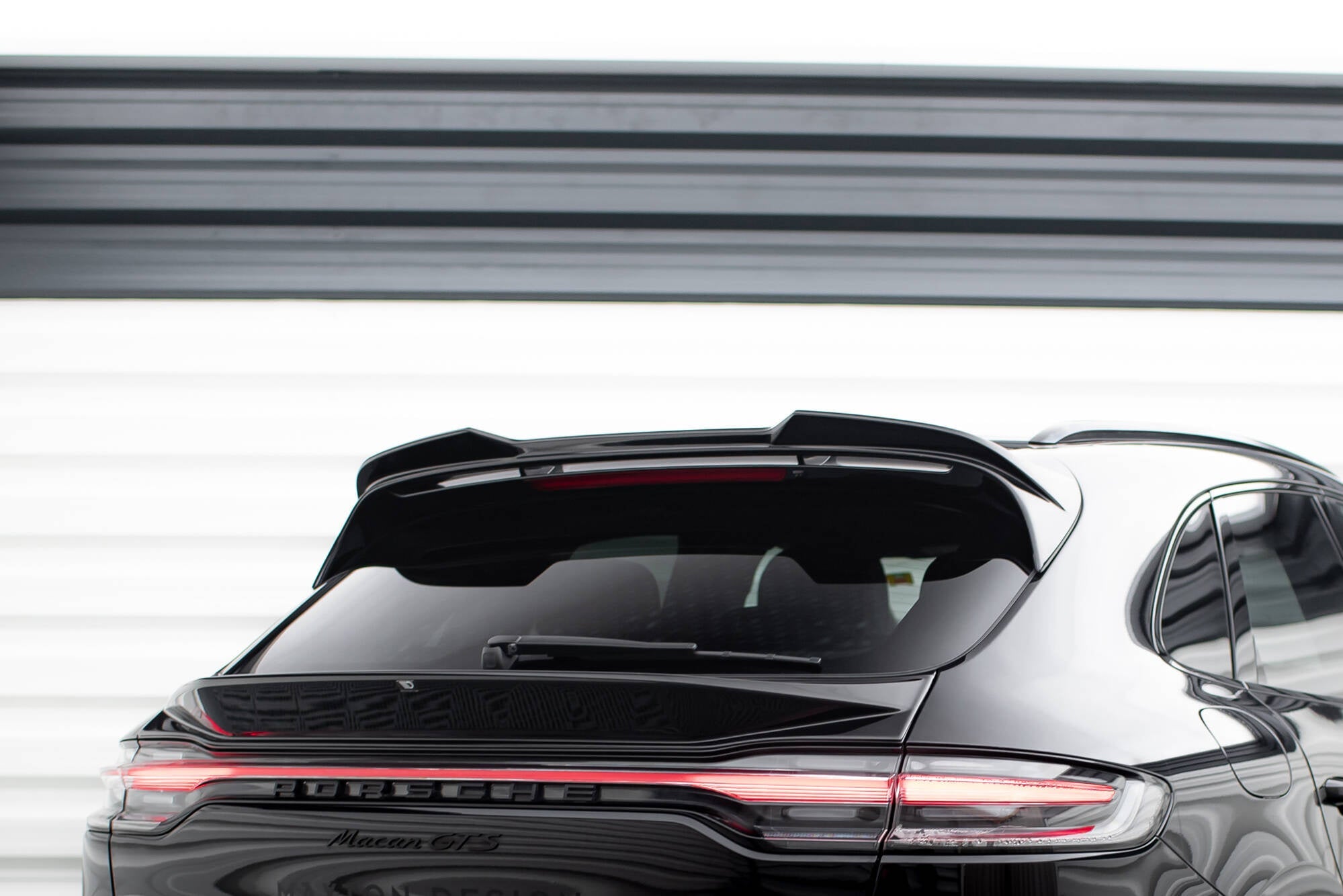 Maxton Design Upper Spoiler Cap 3D para Porsche Macan GTS Mk1 Facelift 2 - imagen 1