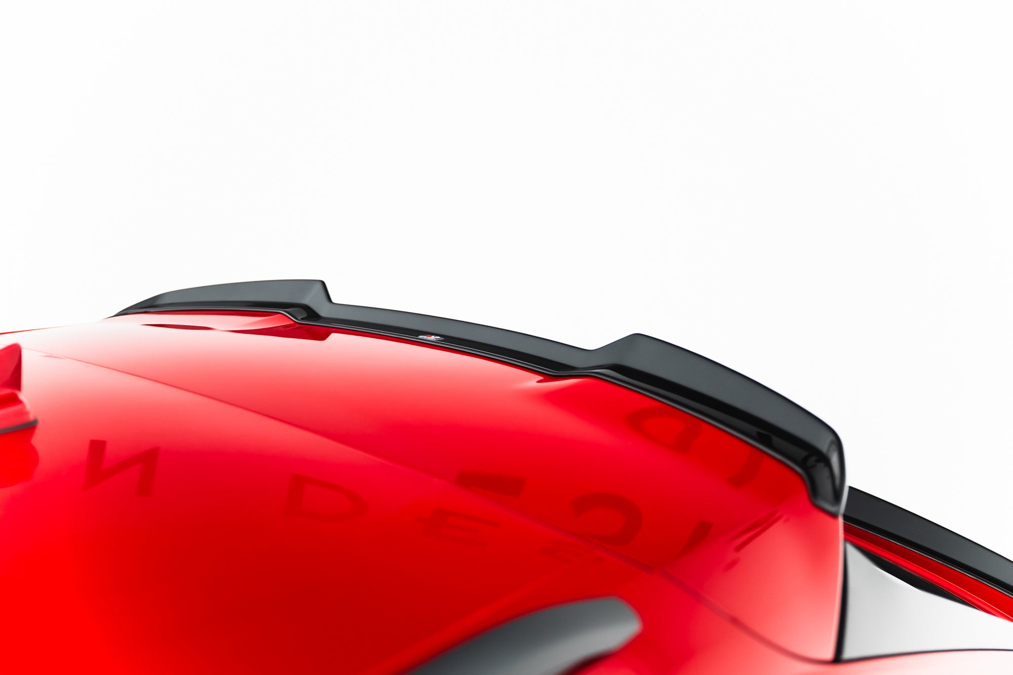Maxton Design Upper Spoiler Cap para Audi RSQ8 Mk1 Facelift - imagen 3