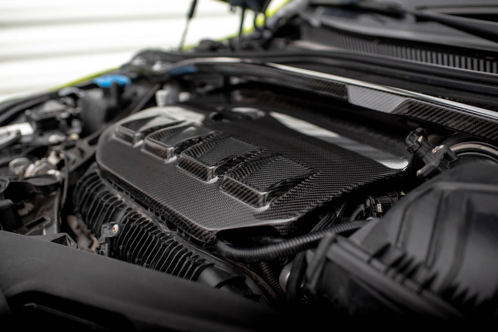 Maxton Design Carbon Fiber Engine Cover para BMW M135i F40 / F70 - imagen 3