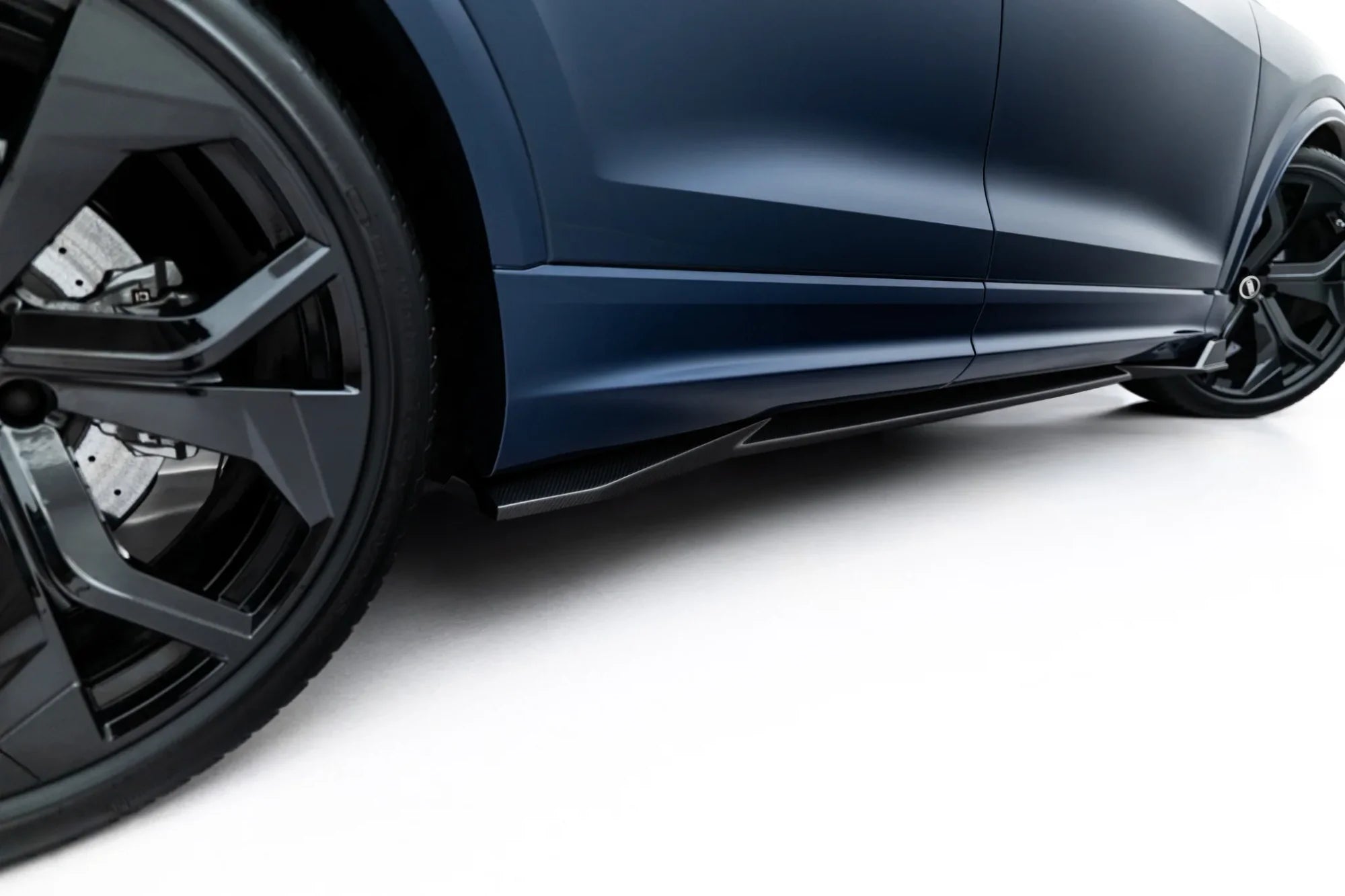 Maxton Design Prepreg Carbon Fiber Side Skirts para Audi RSQ8 Mk1 Facelift - imagen 3