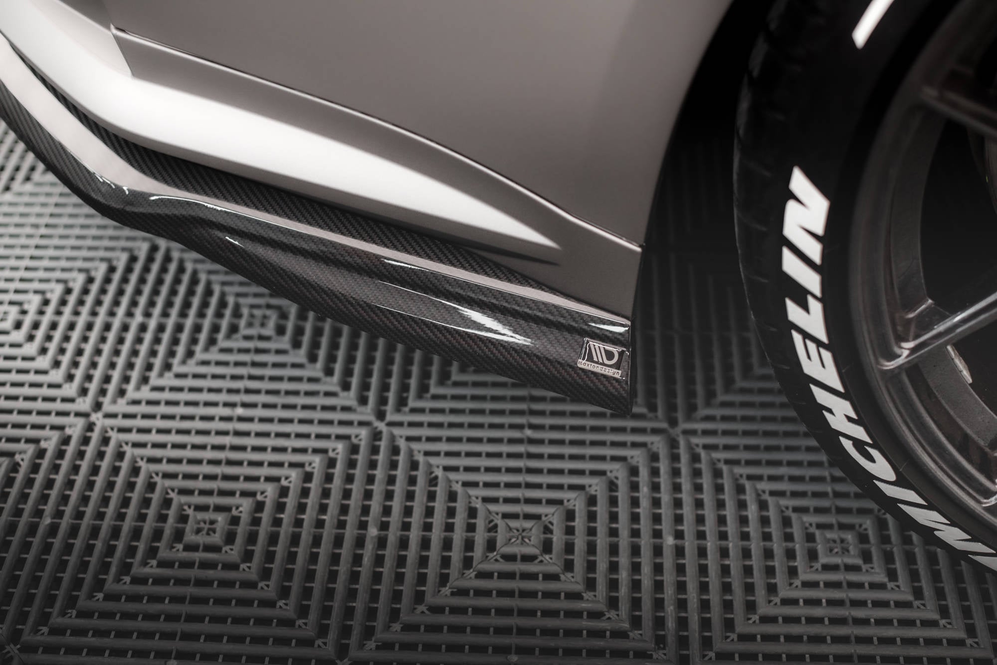 Maxton Design Splitters laterales traseros de fibra de carbono pre-preg para BMW M4 G82 / G82 Facelift - imagen 3