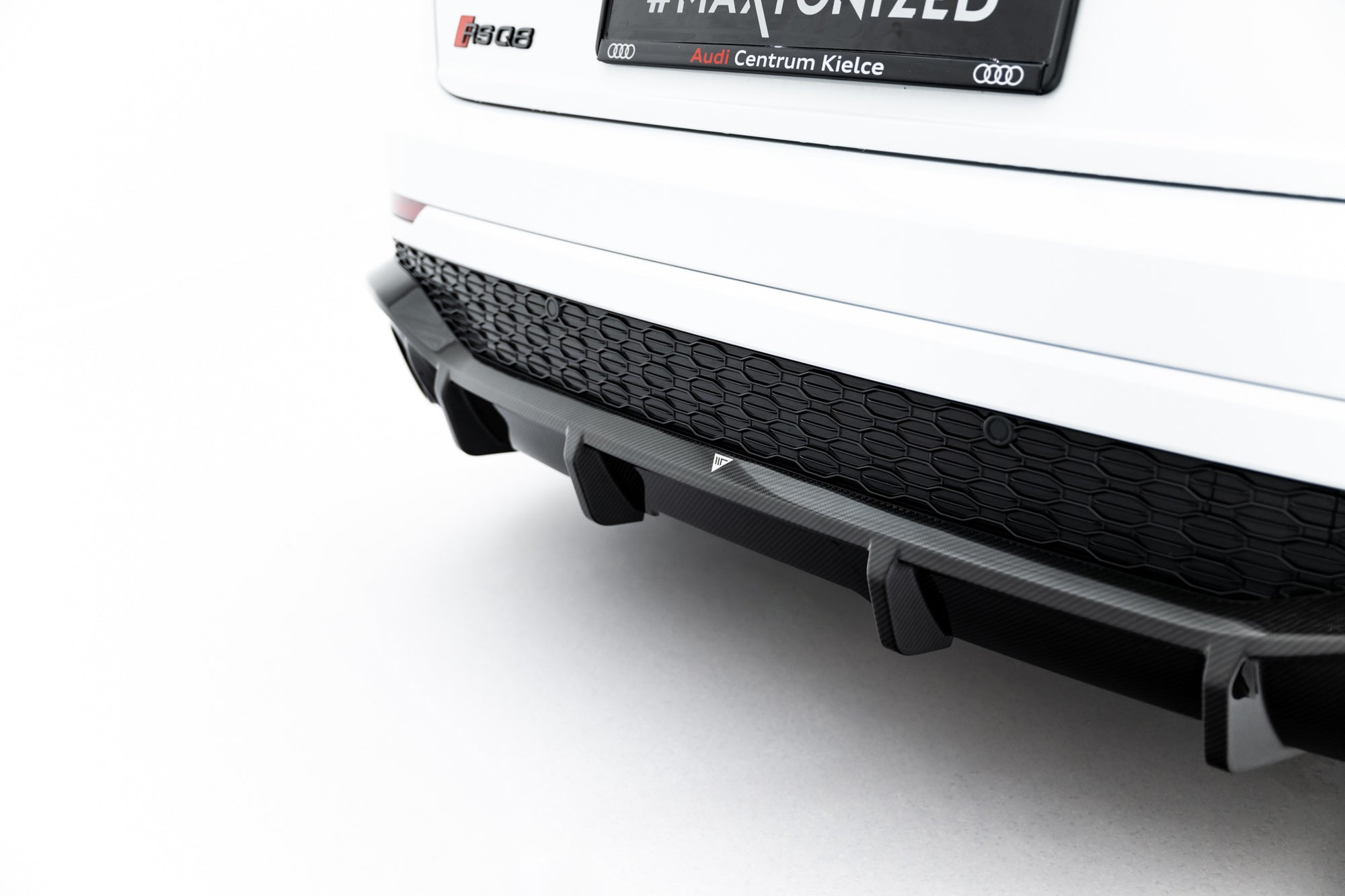 Maxton Design Prepreg Carbon Fiber Rear Diffuser para Audi RSQ8 Mk1 - imagen 4