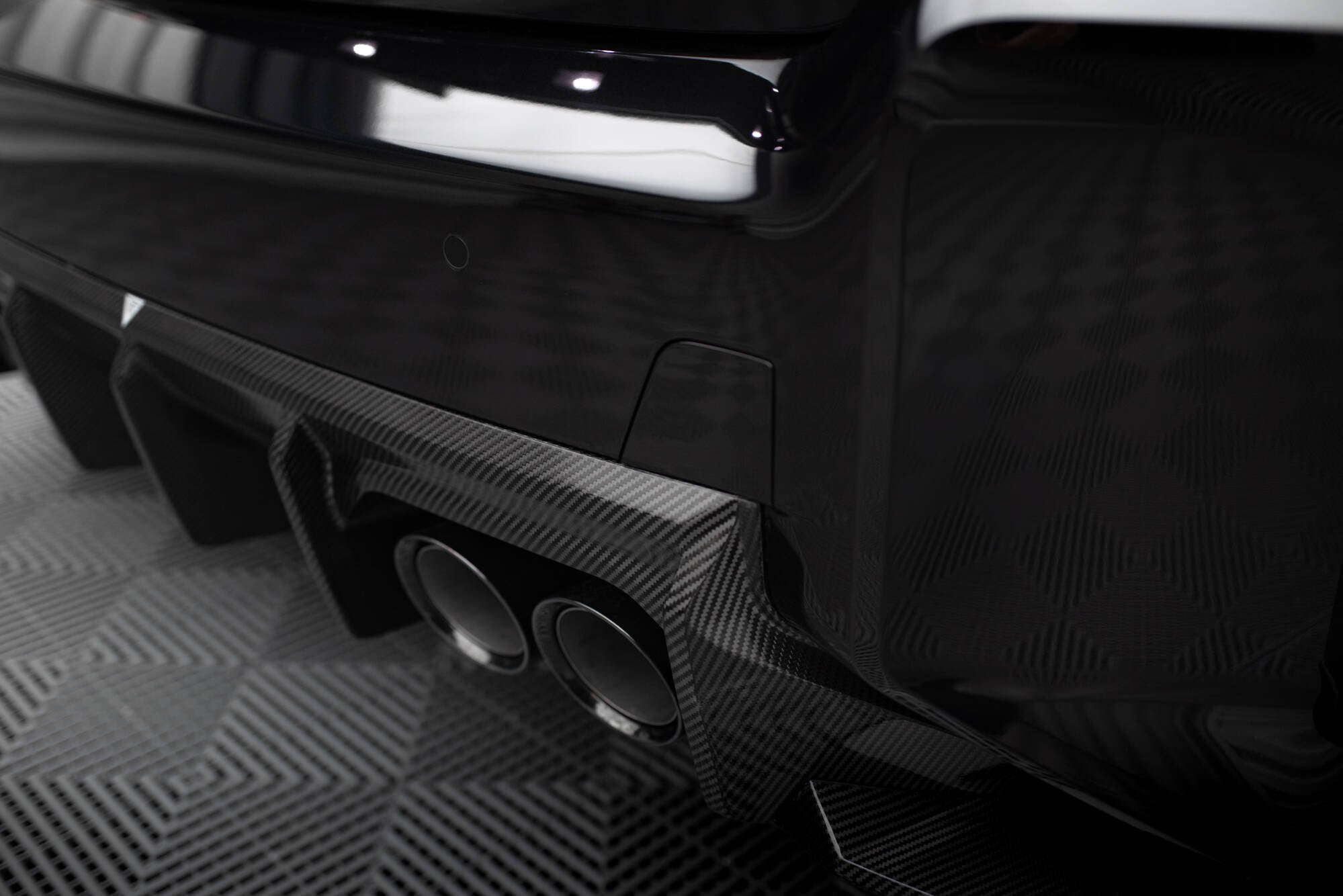 Maxton Design Prepreg Carbon Fiber Rear Diffuser para BMW M2 G87 - imagen 4