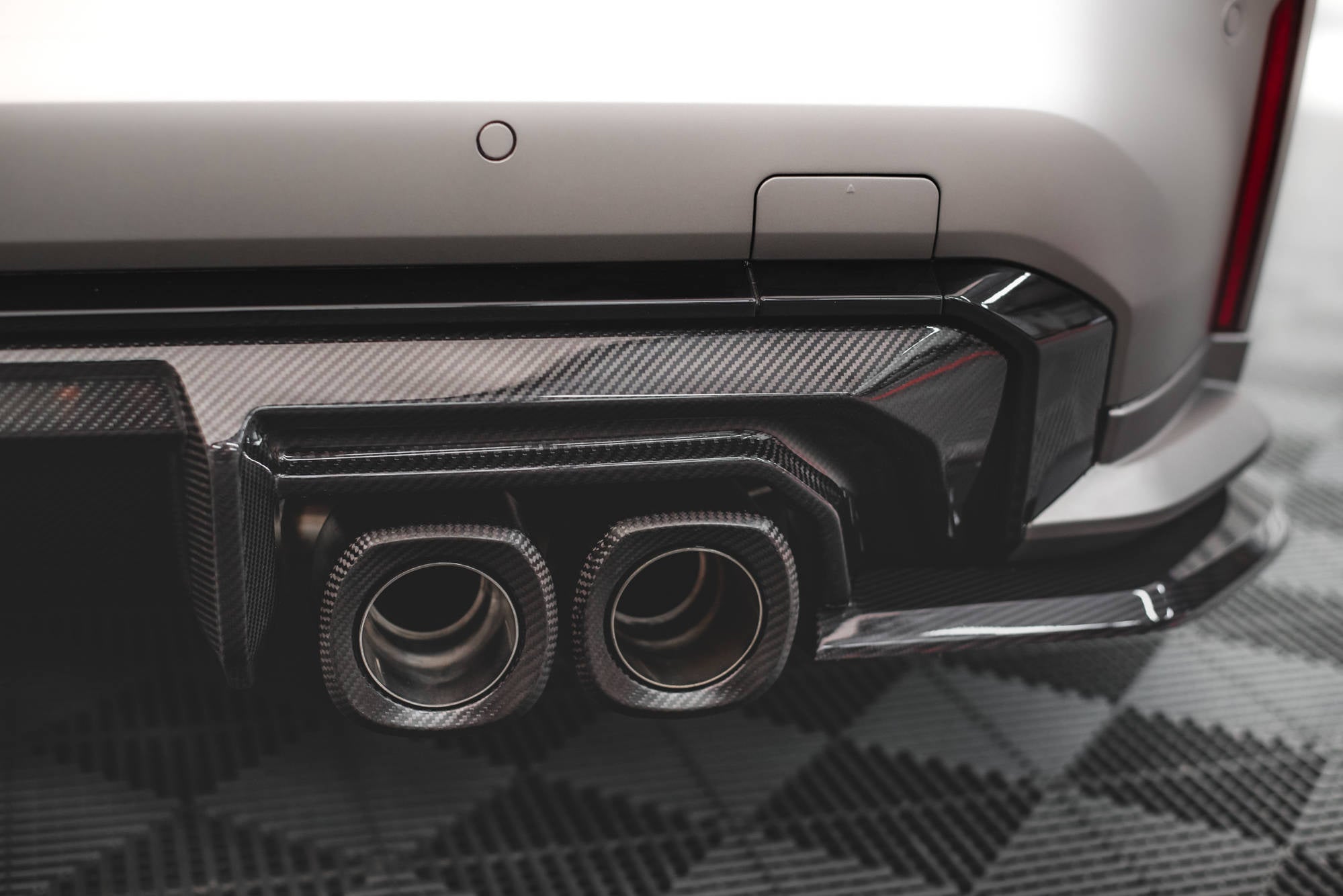 Maxton Design Prepreg Carbon Fiber Rear Diffuser para BMW M3 Sedan / Touring G80 / G81 - imagen 8