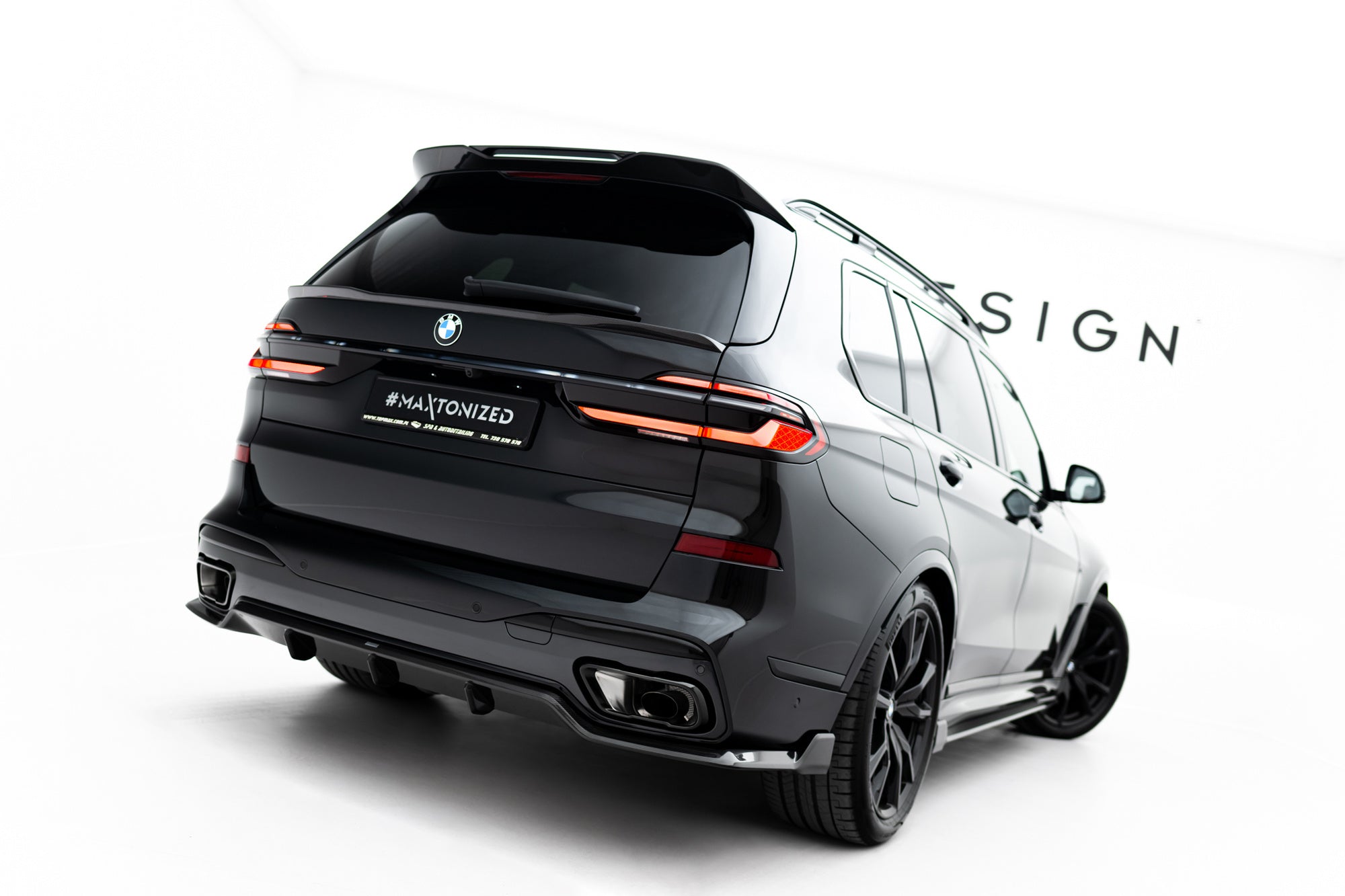 Maxton Design Prepreg Carbon Fiber Rear Diffuser para BMW X7 M-Pack G07 Facelift (version without towbar) - imagen 1