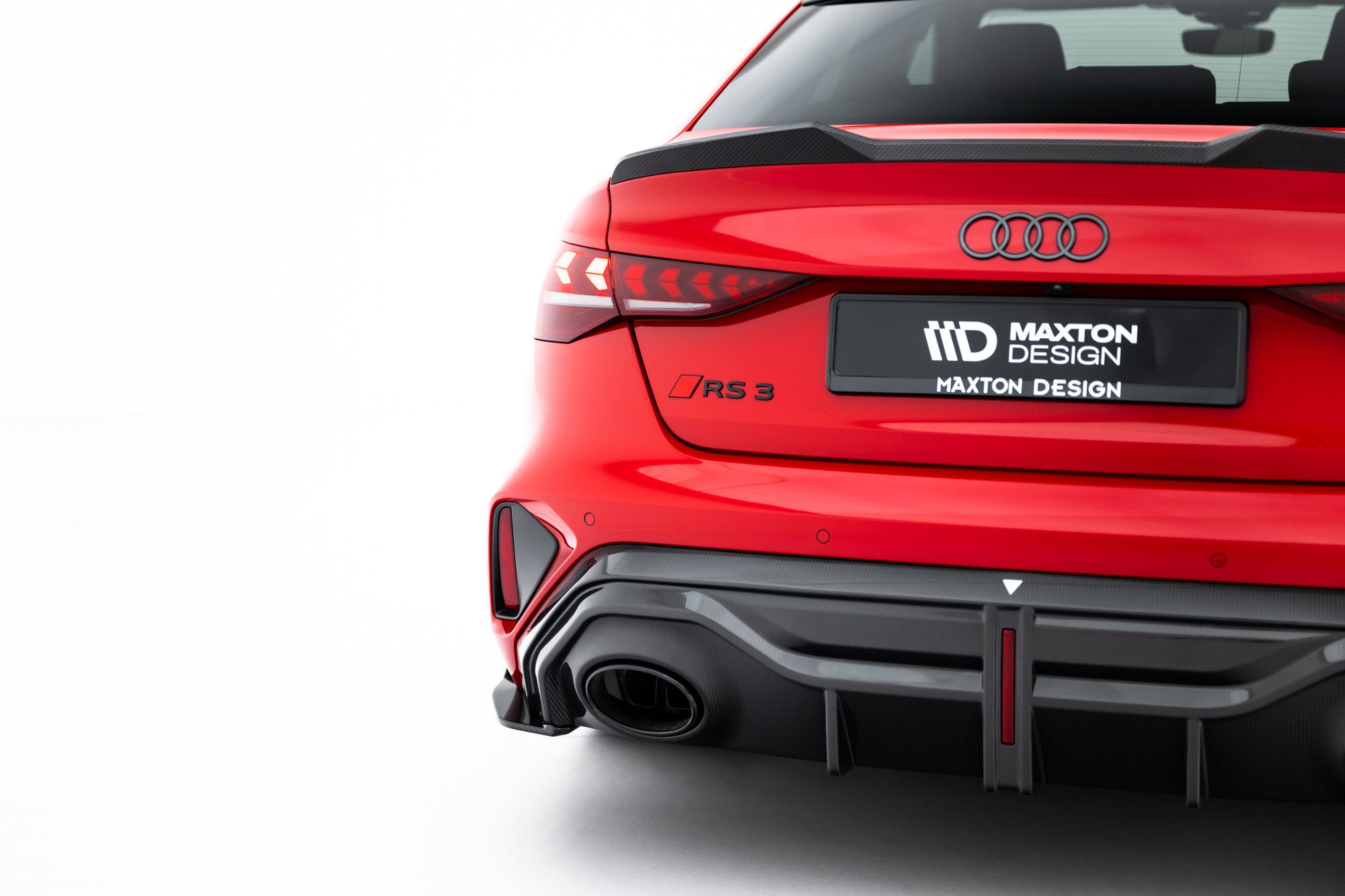 Maxton Design Set Of Prepreg Carbon Splitters para Audi RS3 Sedan 8Y Facelift - imagen 36