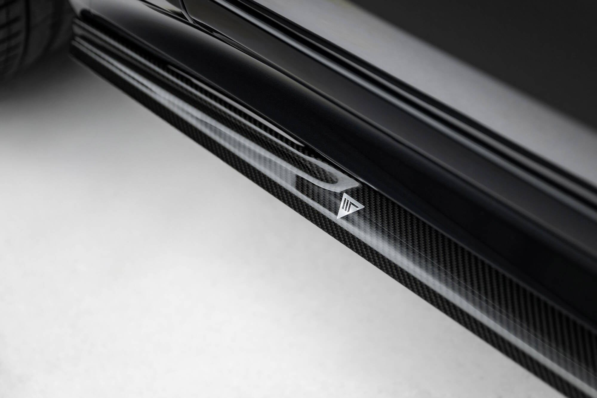 Maxton Design Set Of Prepreg Carbon Splitters V.1 para BMW X7 M-Pack G07 Facelift - imagen 6