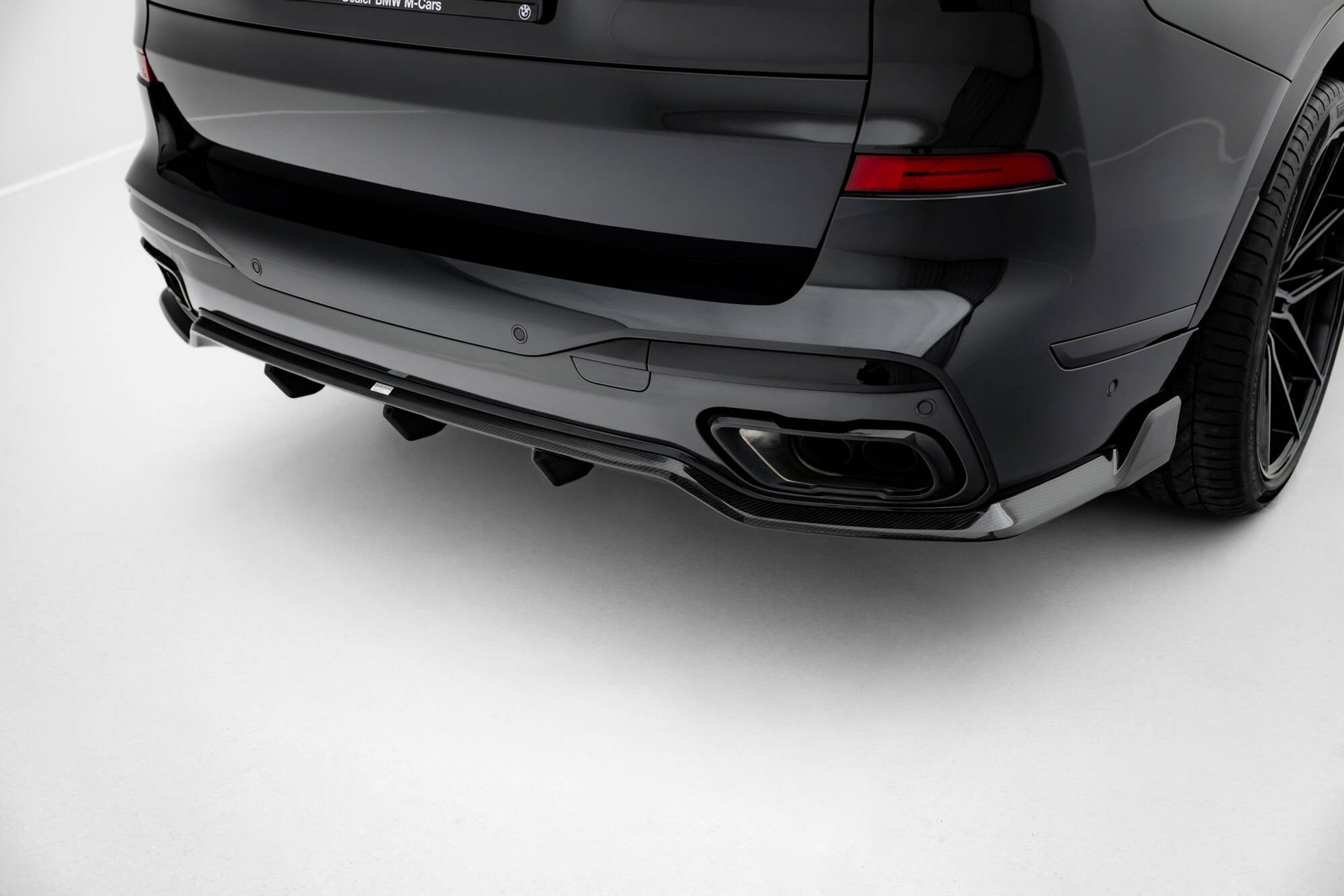 Maxton Design Set Of Prepreg Carbon Splitters V.1 para BMW X7 M-Pack G07 Facelift - imagen 9
