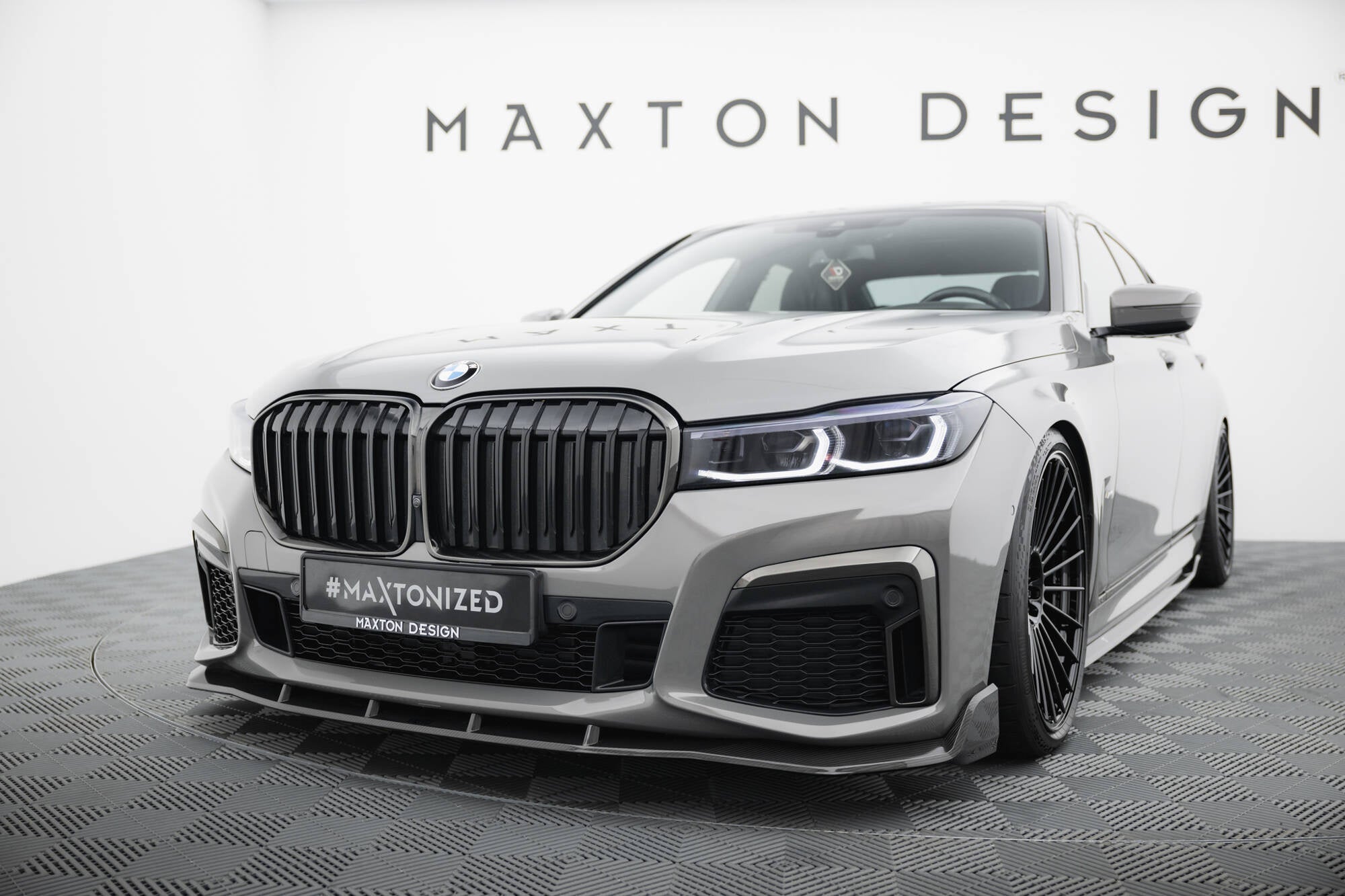 Maxton Design Splitter delantero de fibra de carbono pre-preg + Abs Splitter para BMW 7 M-Pack G11 Facelift - imagen 4