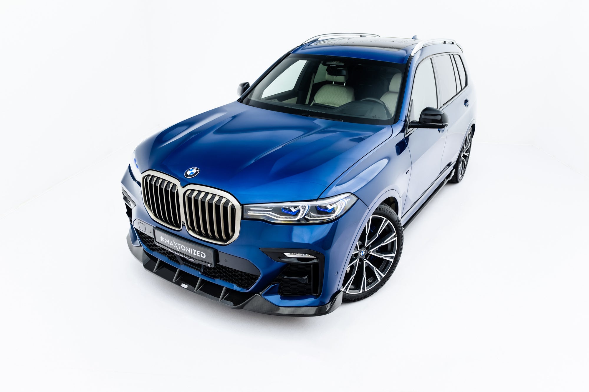 Maxton Design Splitter delantero de fibra de carbono pre-preg para BMW X7 M-Pack G07 - imagen 1