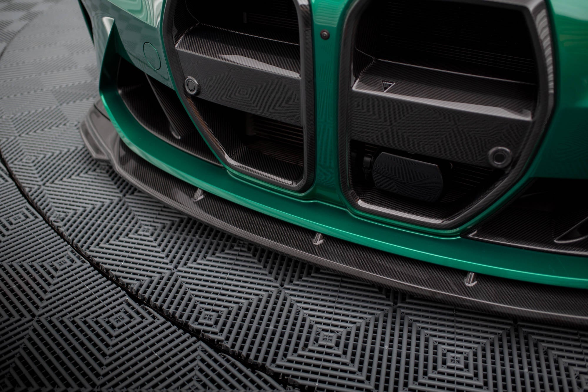 Maxton Design Splitter delantero de fibra de carbono pre-preg V.2 para BMW M3 Sedan / Touring G80 / G81 - imagen 3