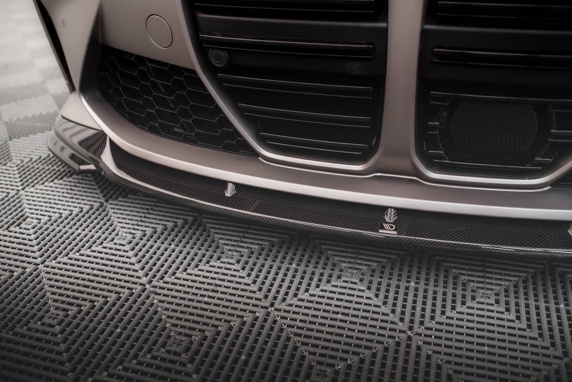 Maxton Design Splitter delantero de fibra de carbono pre-preg V.2 para BMW M4 G82 / G82 Facelift - imagen 4
