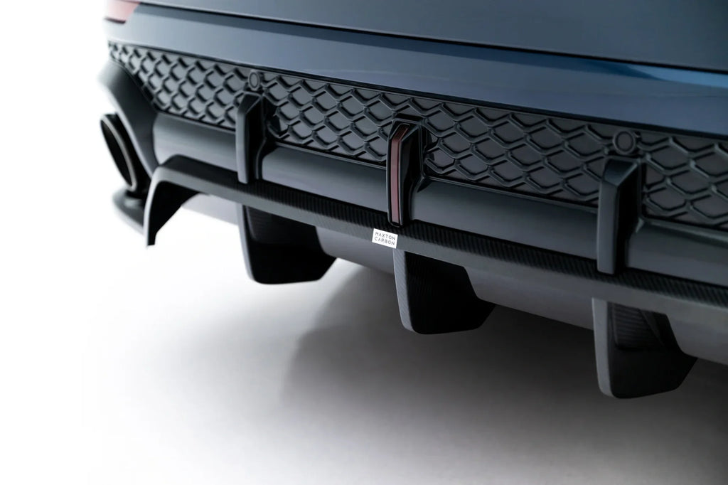 Maxton Design Splitter trasero de fibra de carbono pre-preg (With Vertical Bars) para Audi RSQ8 Mk1 Facelift - imagen 4