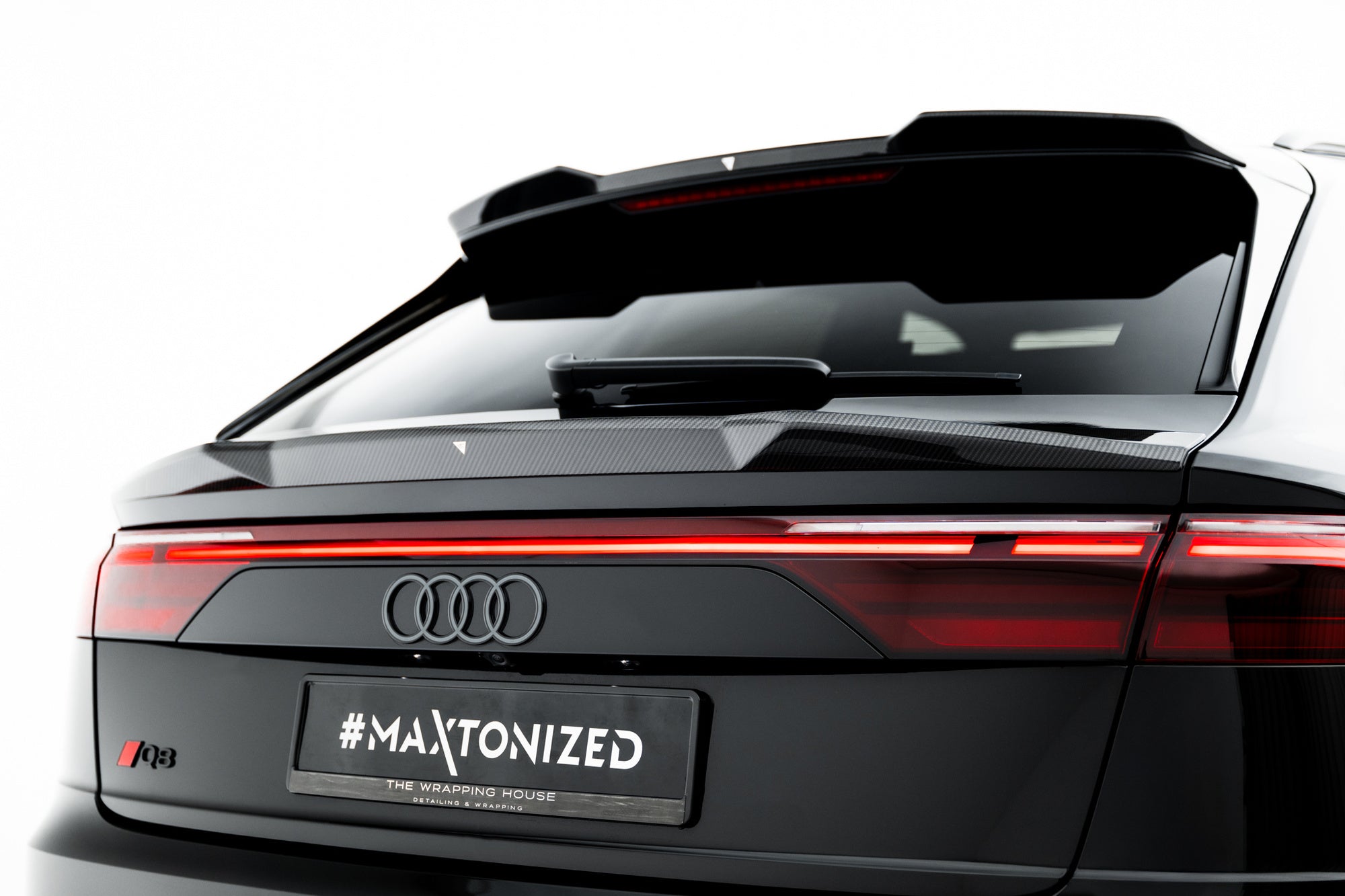 Maxton Design Prepreg Carbon Fiber Tailgate Spoiler (Lower) para Audi RSQ8 Mk1 Facelift - imagen 3