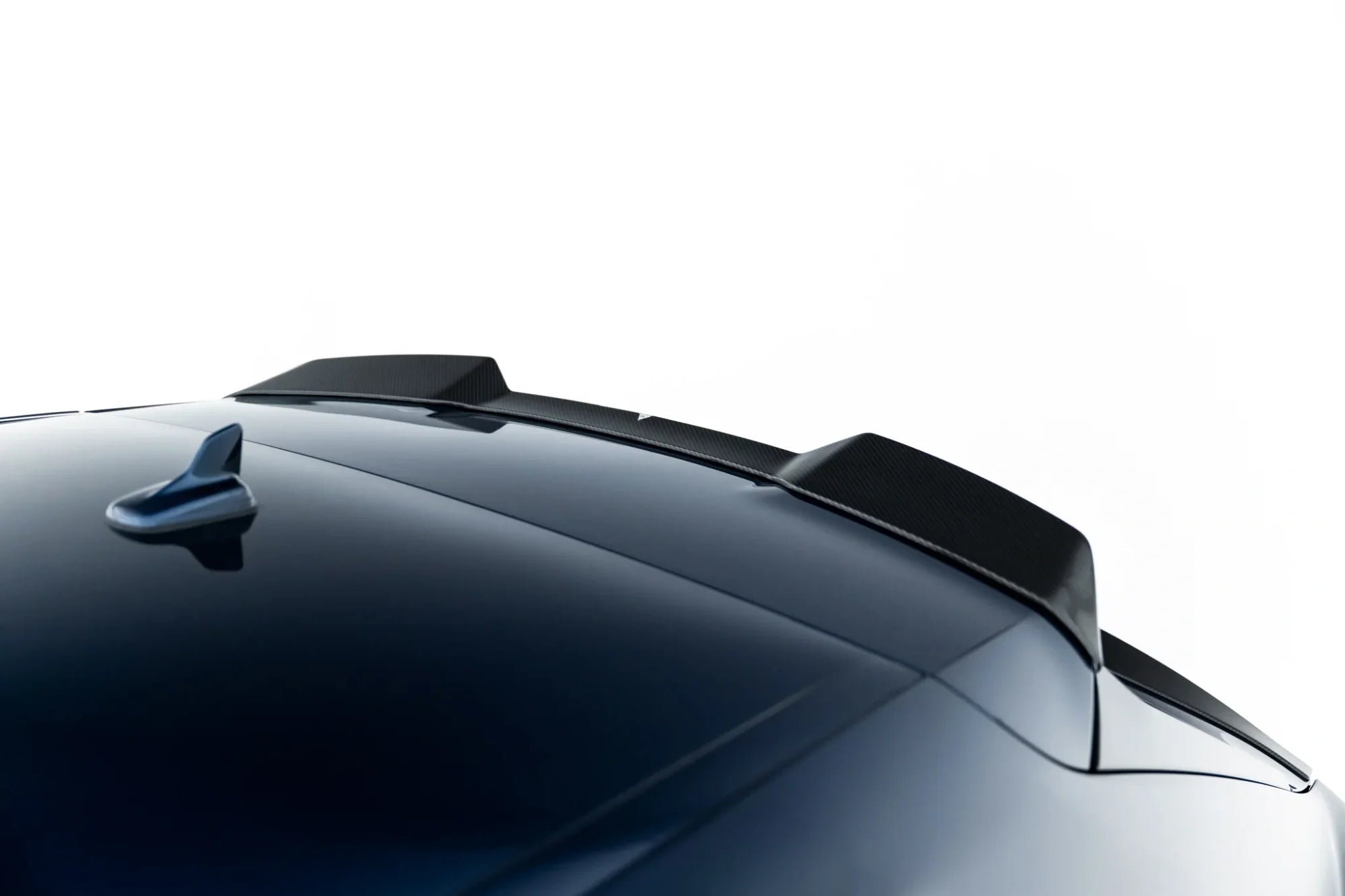Maxton Design Prepreg Carbon Fiber Tailgate Spoiler (Upper) para Audi RSQ8 Mk1 Facelift - imagen 2